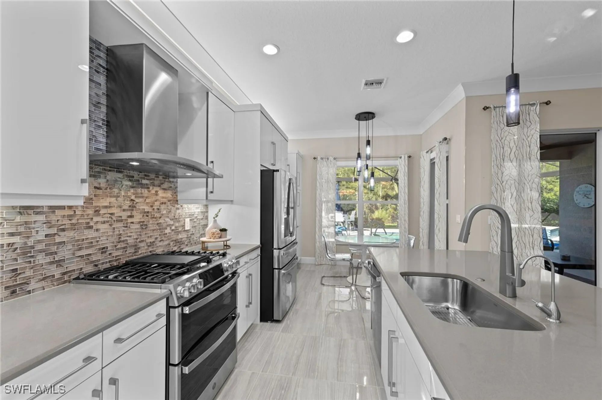 Property Slideshow image 21 of 50 | 28560 twain dr, Bonita Springs, FL, 34135