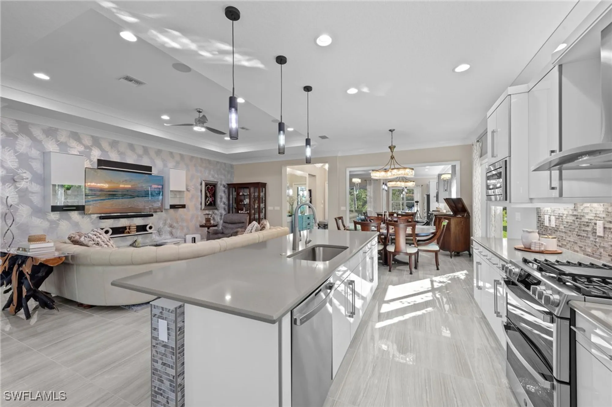 Property Slideshow image 23 of 50 | 28560 twain dr, Bonita Springs, FL, 34135