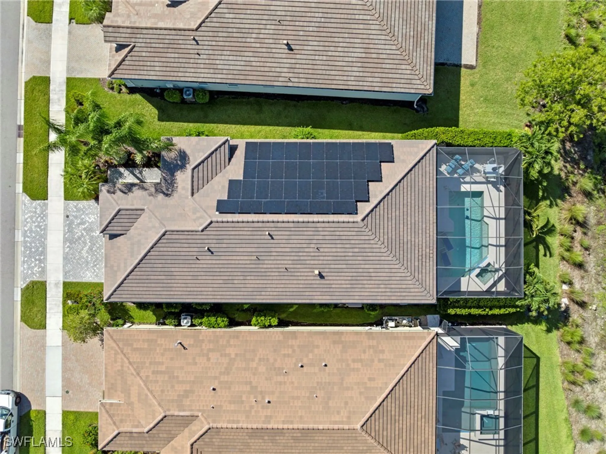 Property Slideshow image 43 of 50 | 28560 twain dr, Bonita Springs, FL, 34135