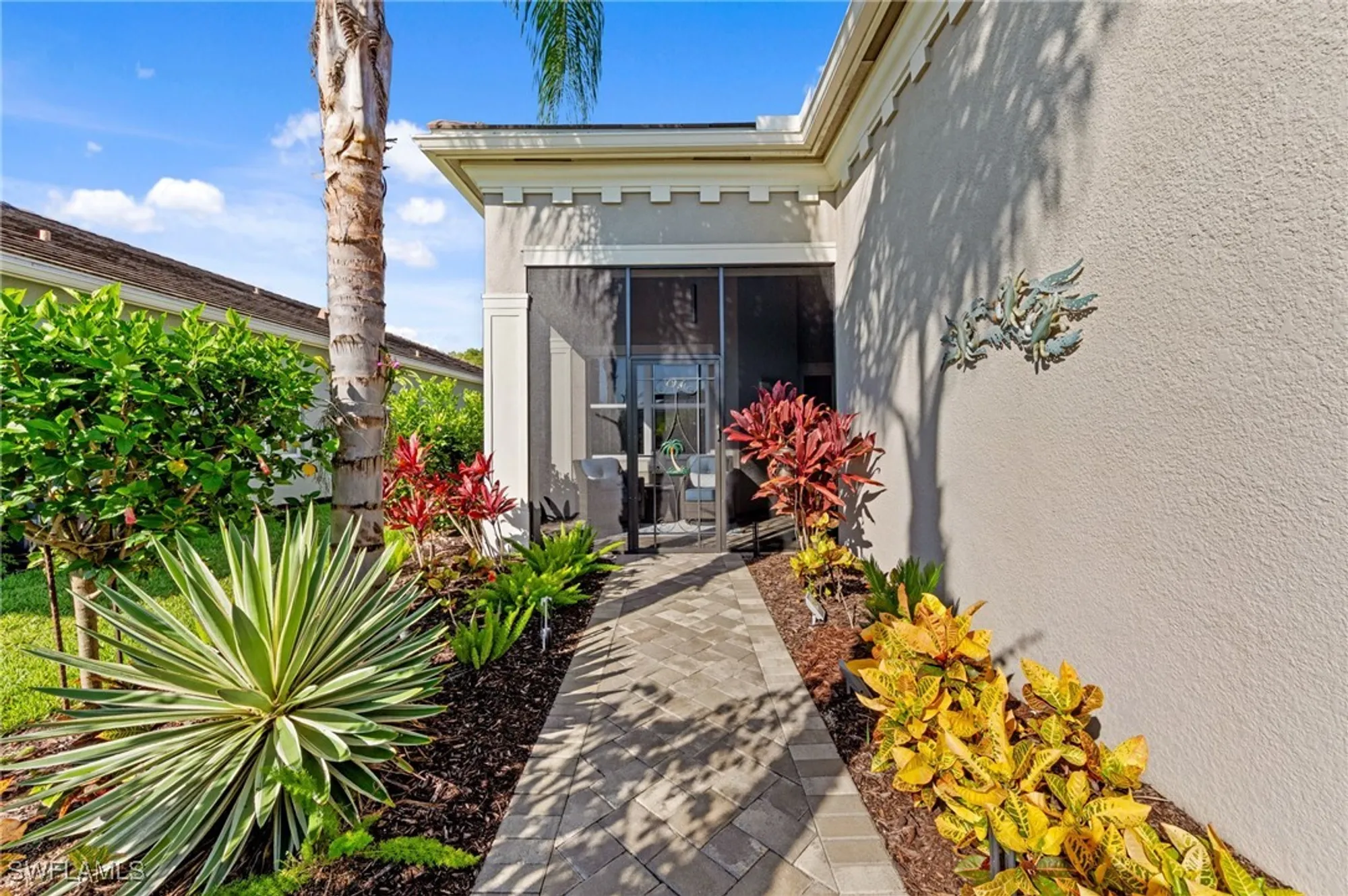 Property Slideshow image 8 of 50 | 28560 twain dr, Bonita Springs, FL, 34135