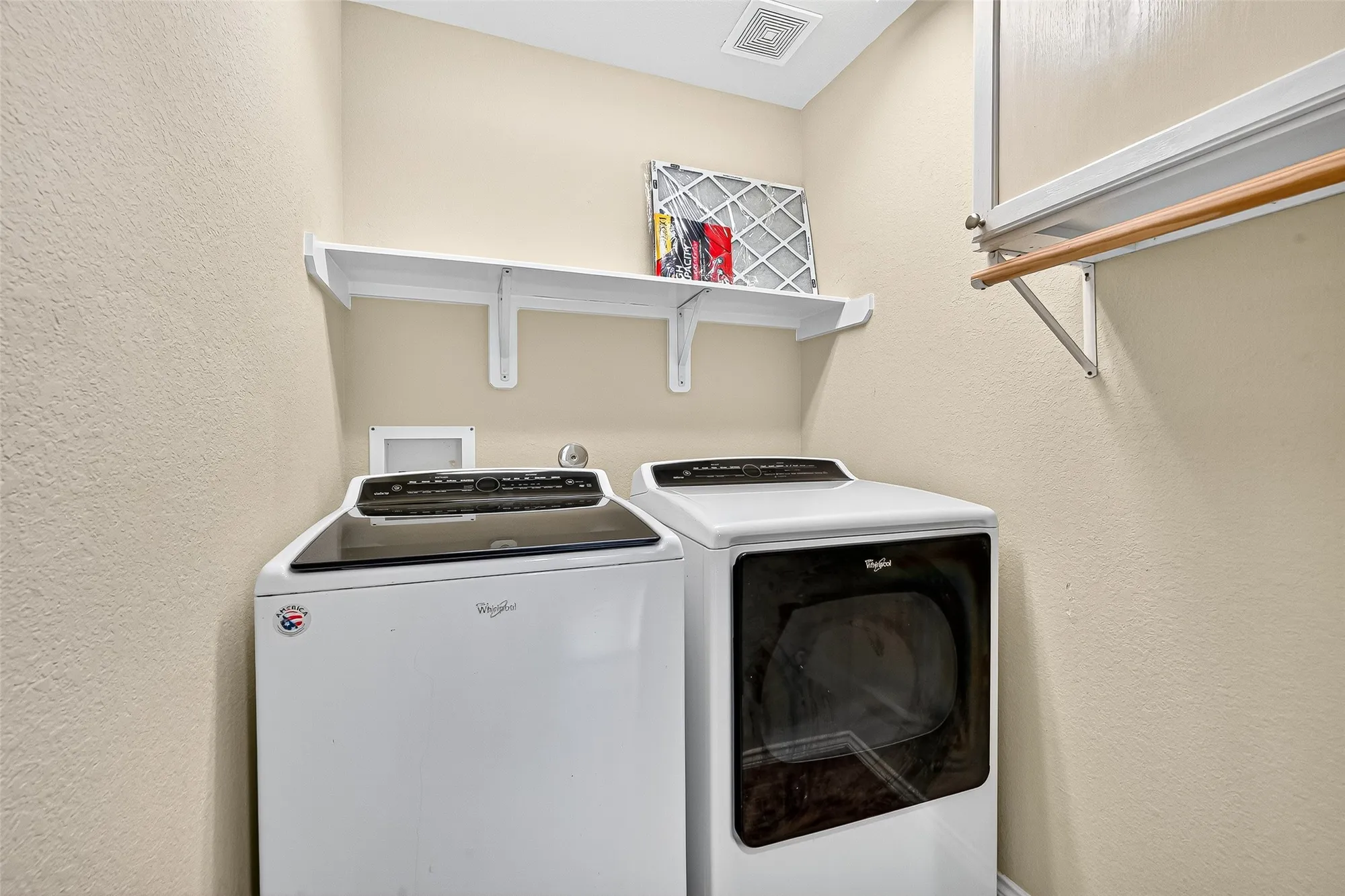 Property Slideshow image 24 of 50 | 2811 cone flower dr, Richmond, TX, 77469