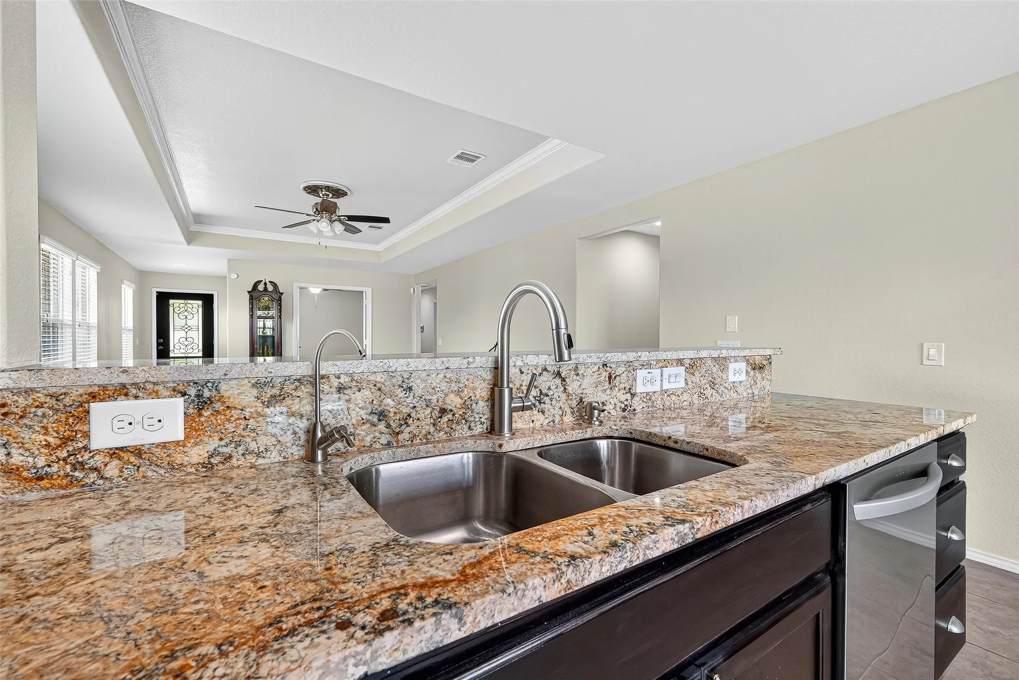 Property Slideshow image 21 of 50 | 2811 cone flower dr, Richmond, TX, 77469