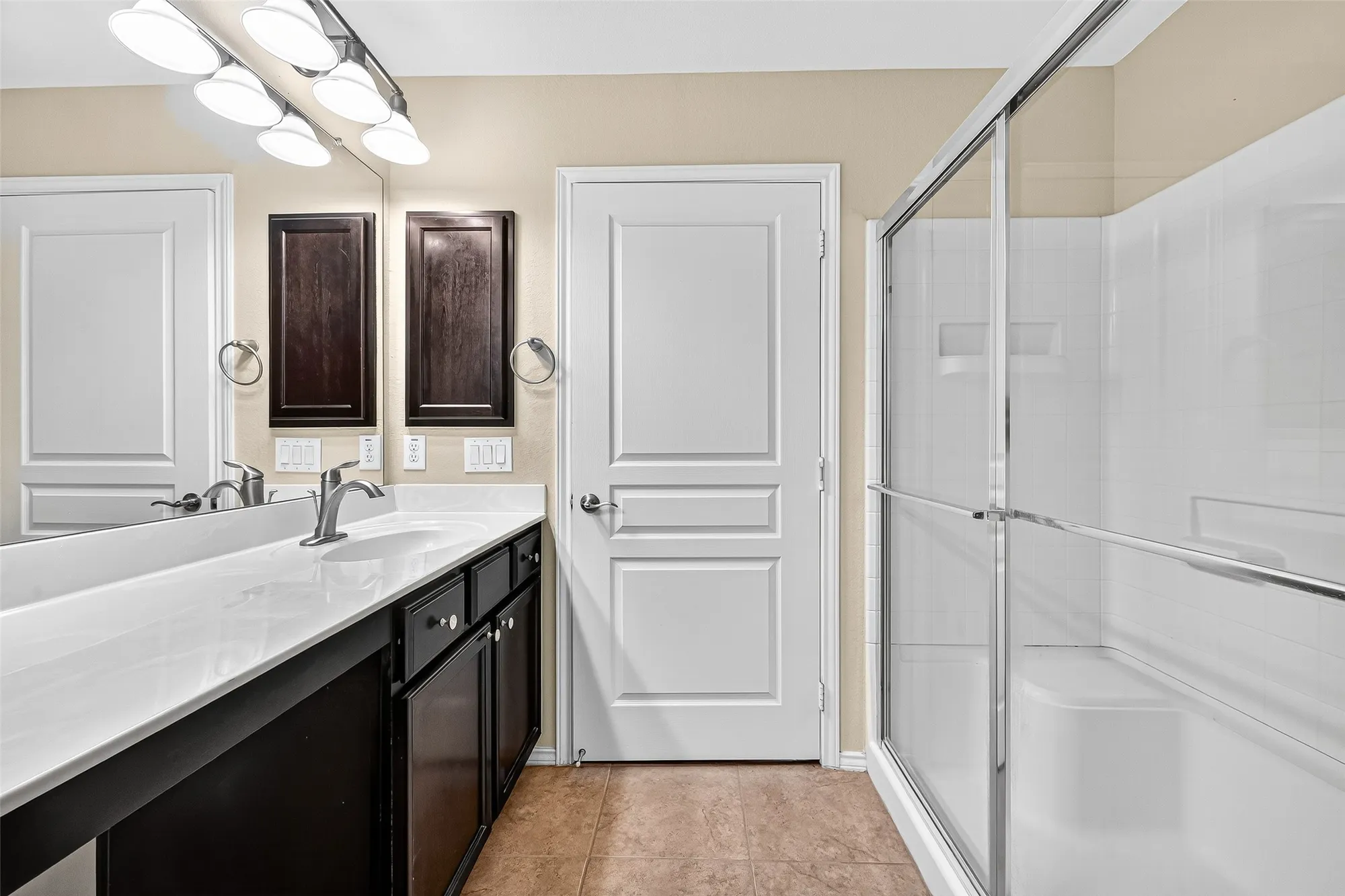 Property Slideshow image 32 of 50 | 2811 cone flower dr, Richmond, TX, 77469