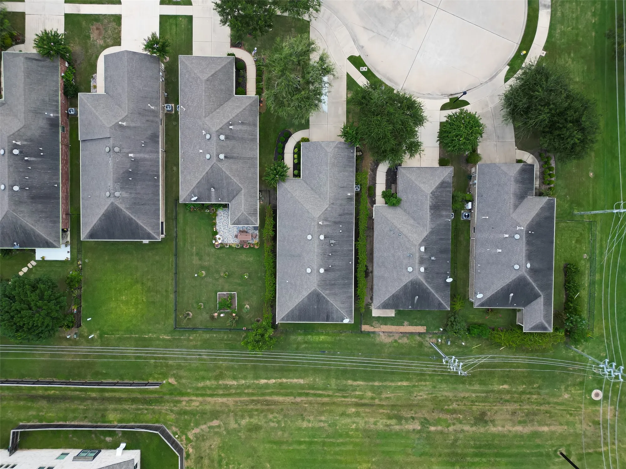 Property Slideshow image 49 of 50 | 2811 cone flower dr, Richmond, TX, 77469