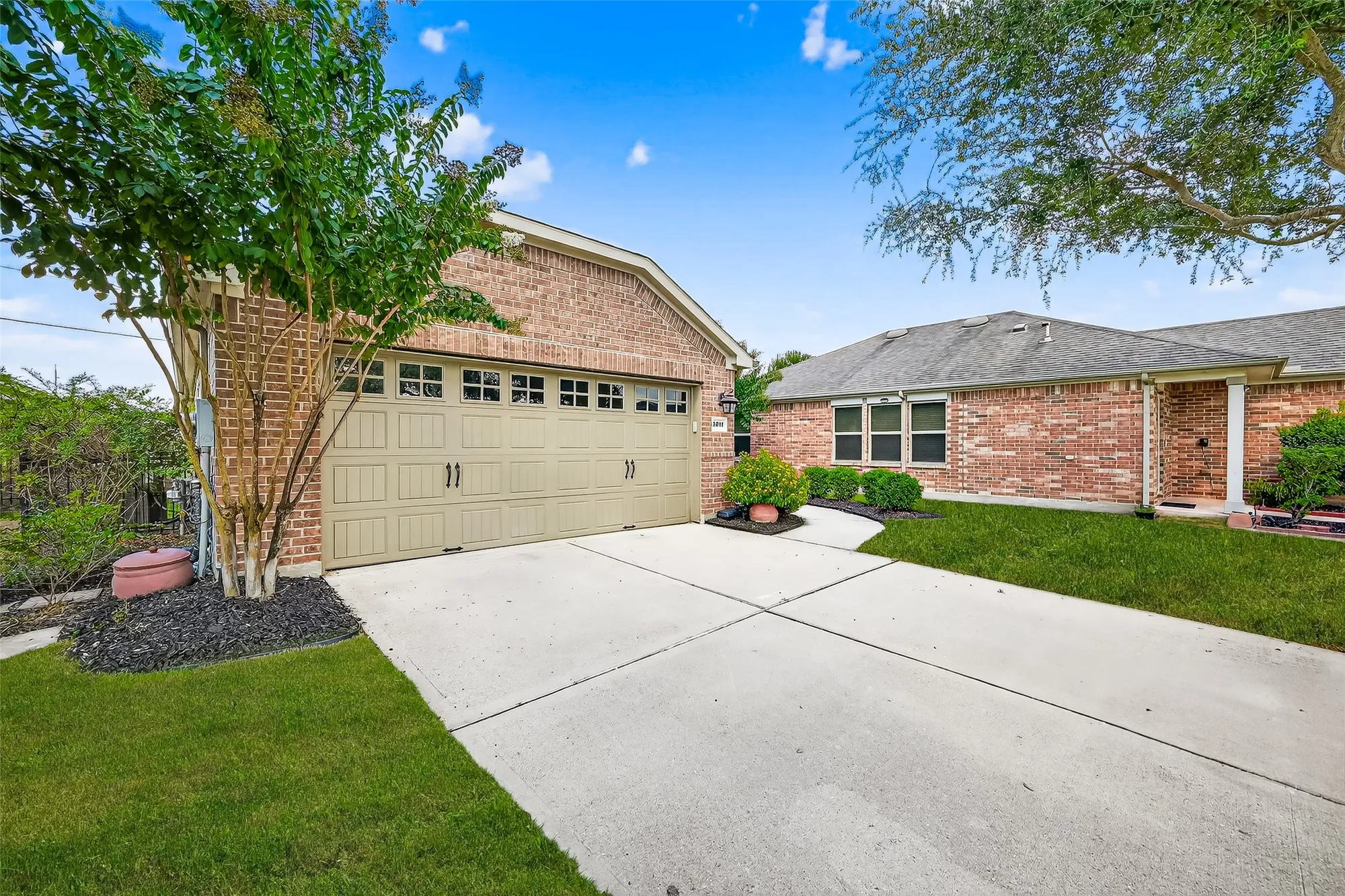 Property Slideshow image 8 of 50 | 2811 cone flower dr, Richmond, TX, 77469