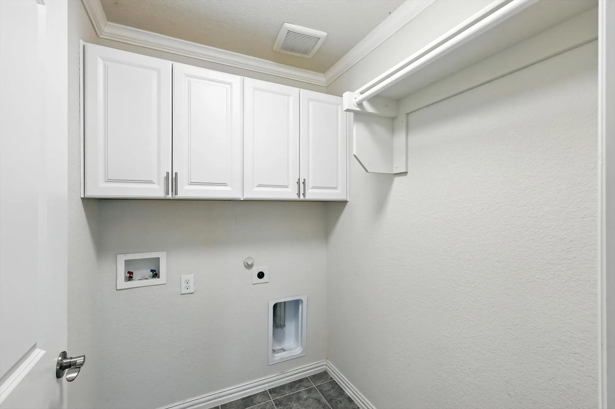 Property Slideshow image 19 of 40 | 3179 fish hook ln, Frisco, TX, 75036