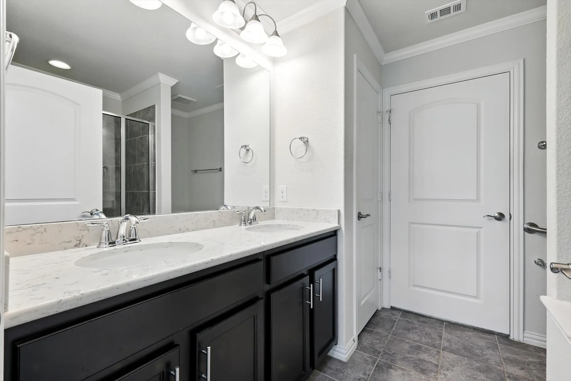 Property Slideshow image 13 of 40 | 3179 fish hook ln, Frisco, TX, 75036