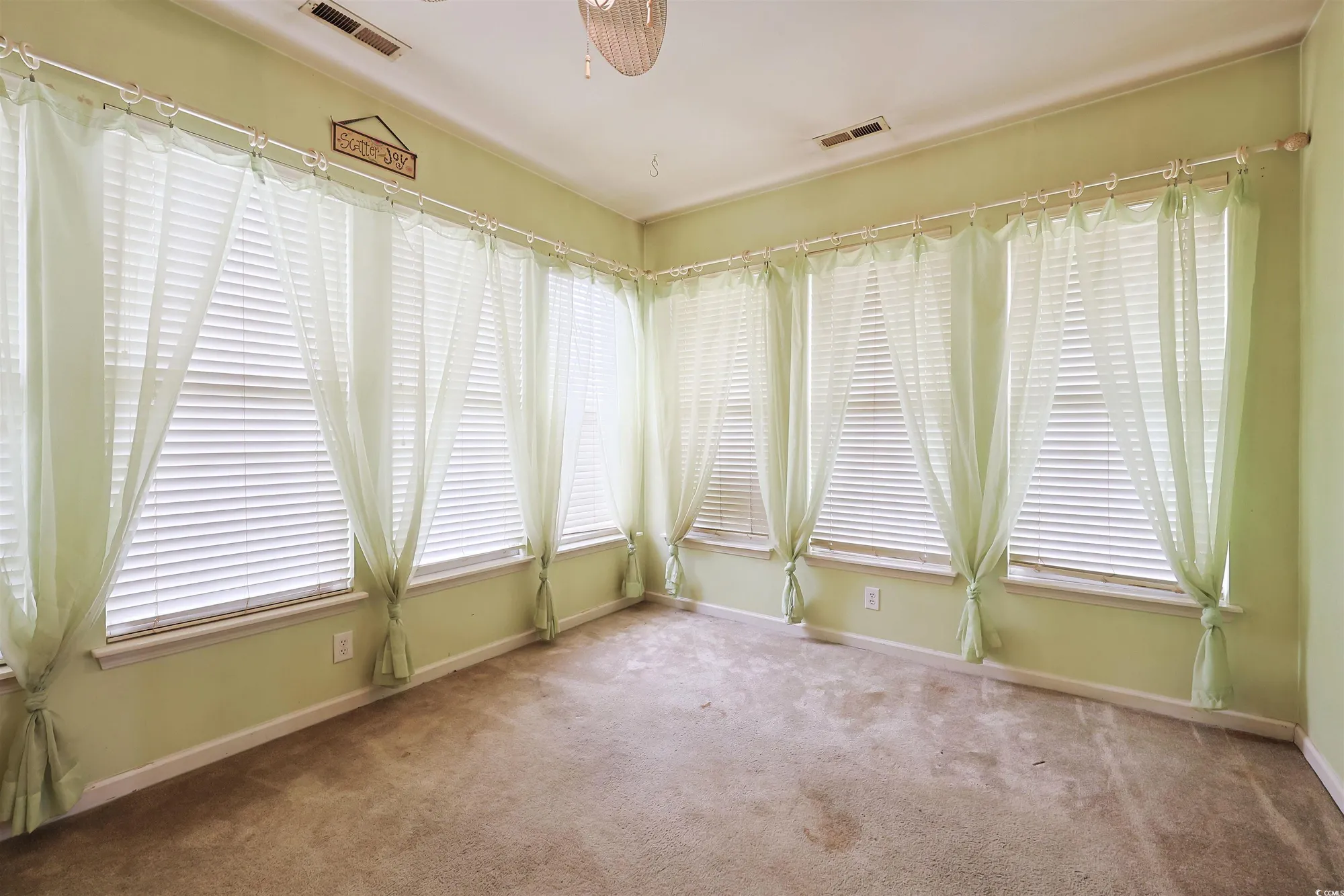 Property Slideshow image 16 of 33 | 7039 blade beak ln, Myrtle Beach, SC, 29588
