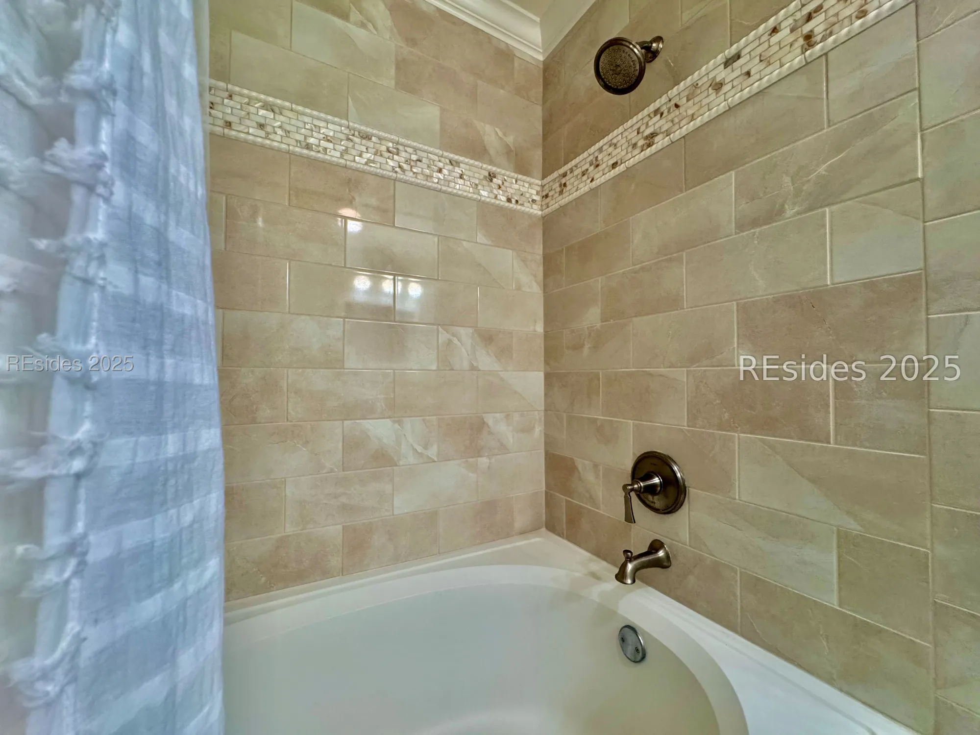 Property Slideshow image 19 of 45 | 380 marshland rd j38, Hilton Head Island, SC, 29926