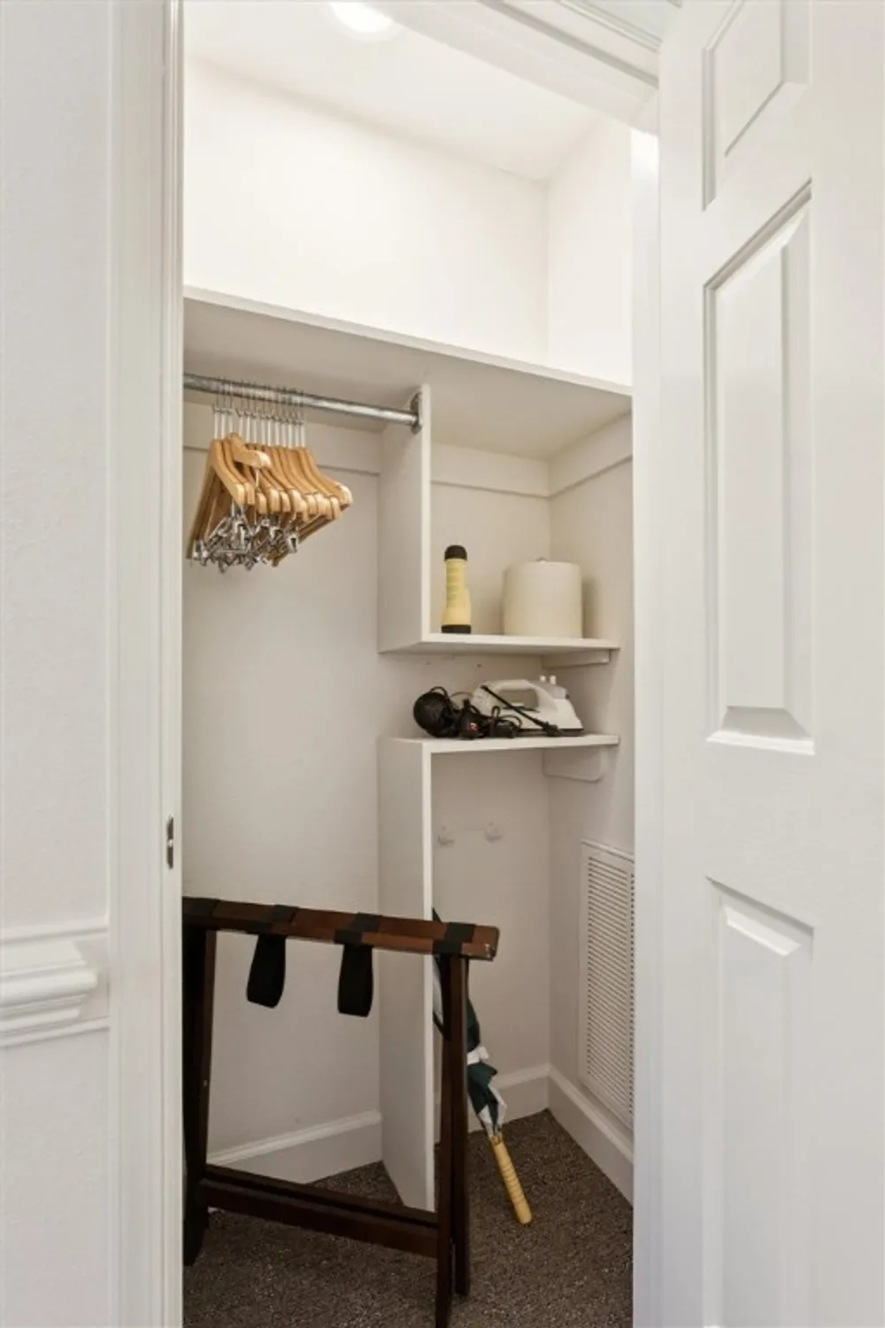 Property Slideshow image 17 of 28 | 230 padgetts ordinary, Williamsburg, VA, 23185