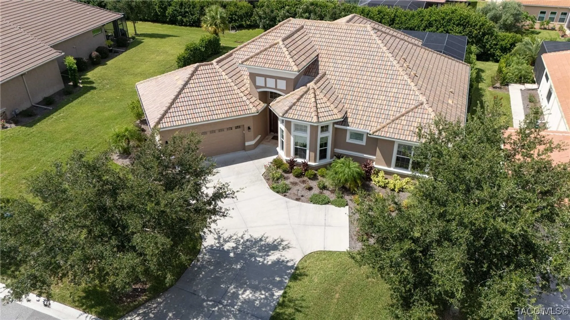 Property Slideshow image 44 of 68 | 1323 n whisperwood dr, Hernando, FL, 34442