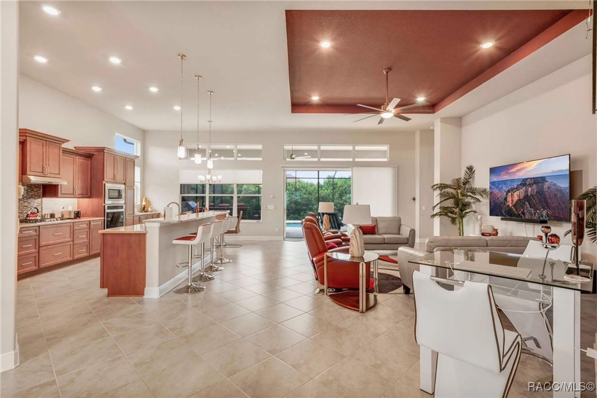 Property Slideshow image 4 of 68 | 1323 n whisperwood dr, Hernando, FL, 34442