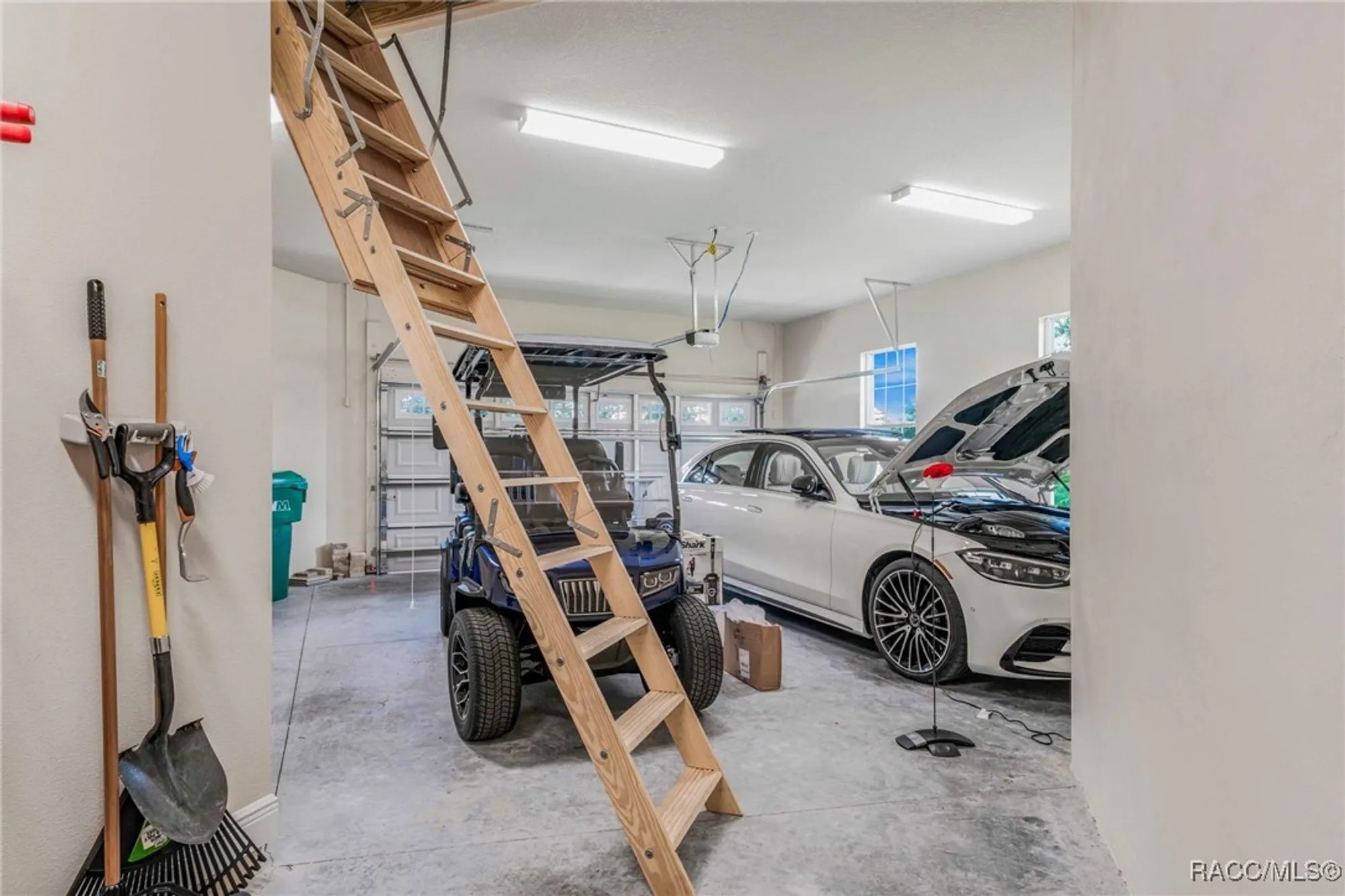 Property Slideshow image 41 of 68 | 1323 n whisperwood dr, Hernando, FL, 34442