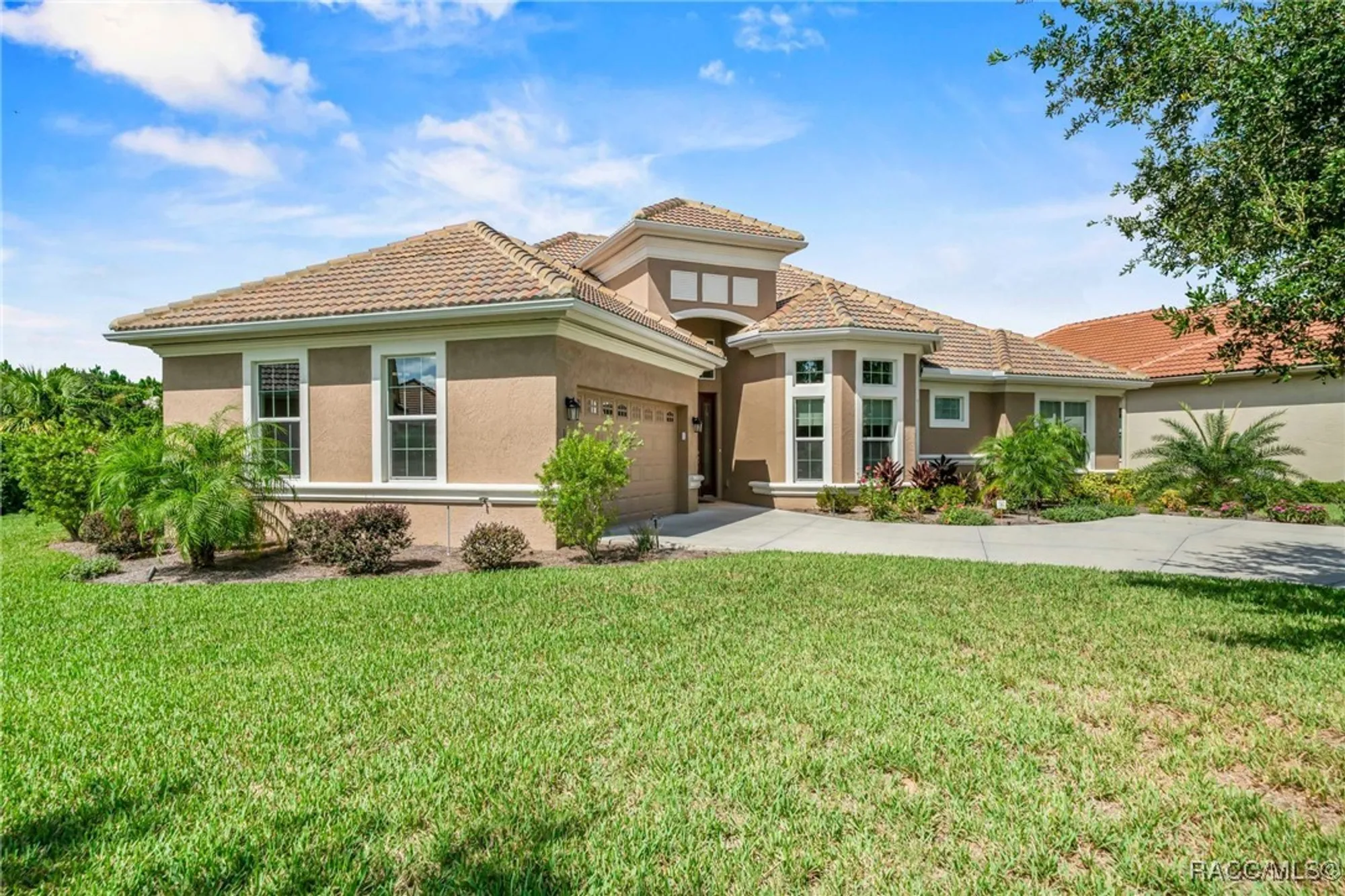 Property Slideshow image 42 of 68 | 1323 n whisperwood dr, Hernando, FL, 34442