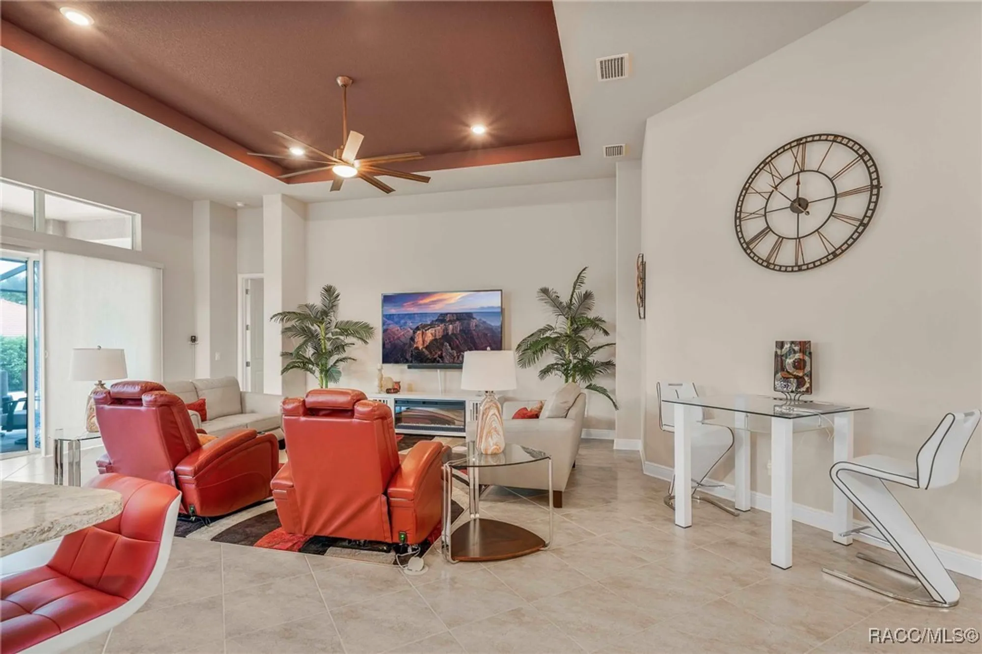 Property Slideshow image 6 of 68 | 1323 n whisperwood dr, Hernando, FL, 34442