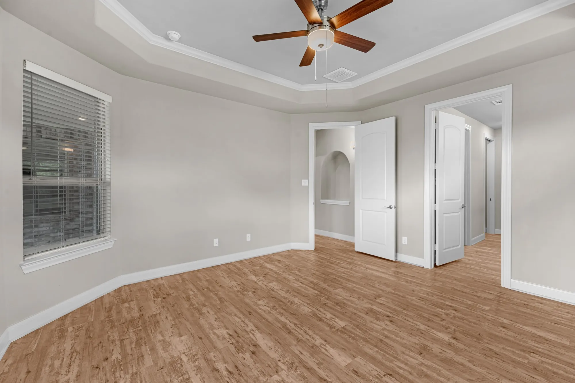 Property Slideshow image 18 of 44 | 5719 bobwhite trl, Manvel, TX, 77578