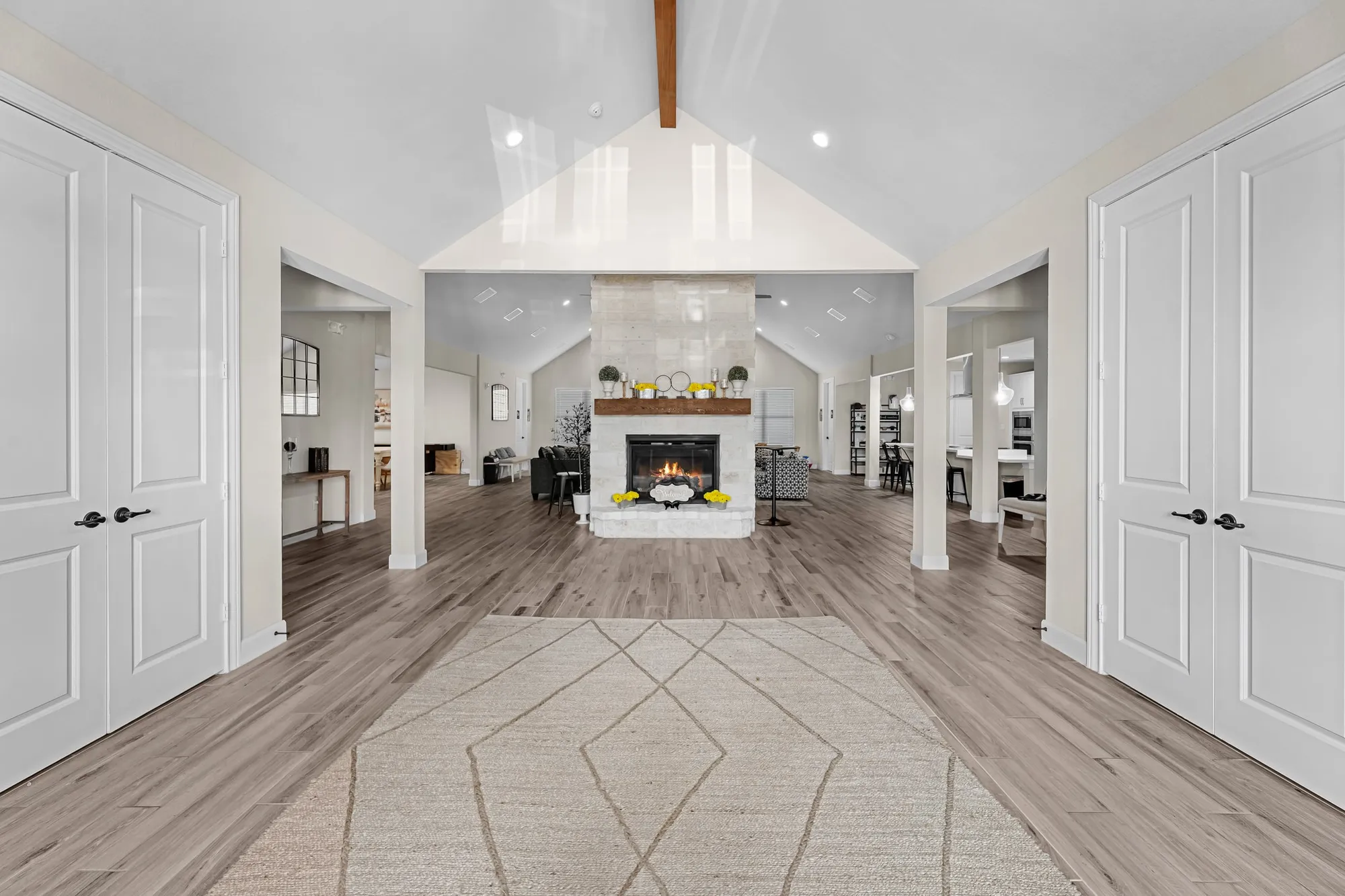 Property Slideshow image 34 of 44 | 5719 bobwhite trl, Manvel, TX, 77578