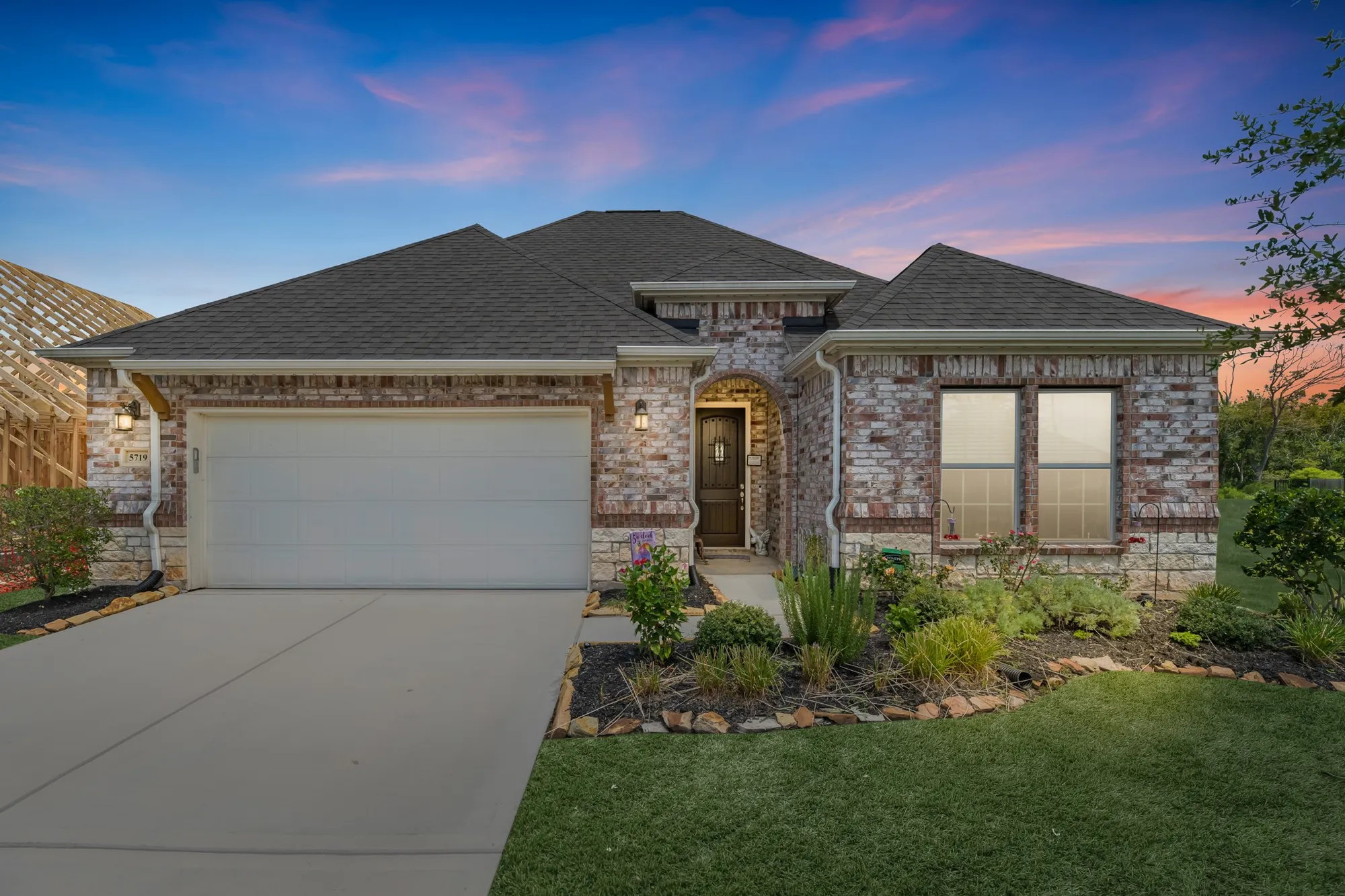 Property Slideshow image 44 of 44 | 5719 bobwhite trl, Manvel, TX, 77578