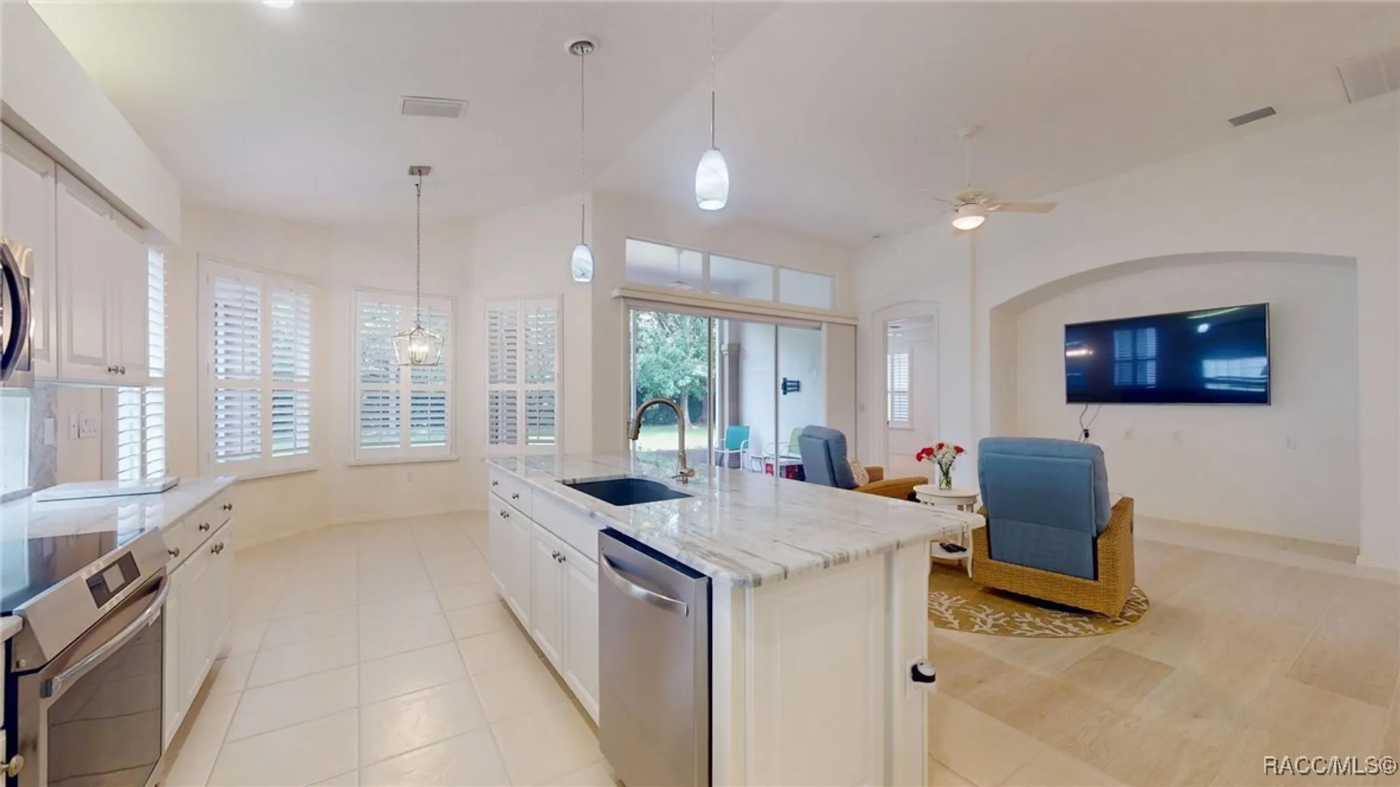 Property Slideshow image 13 of 73 | 657 w doerr path, Hernando, FL, 34442