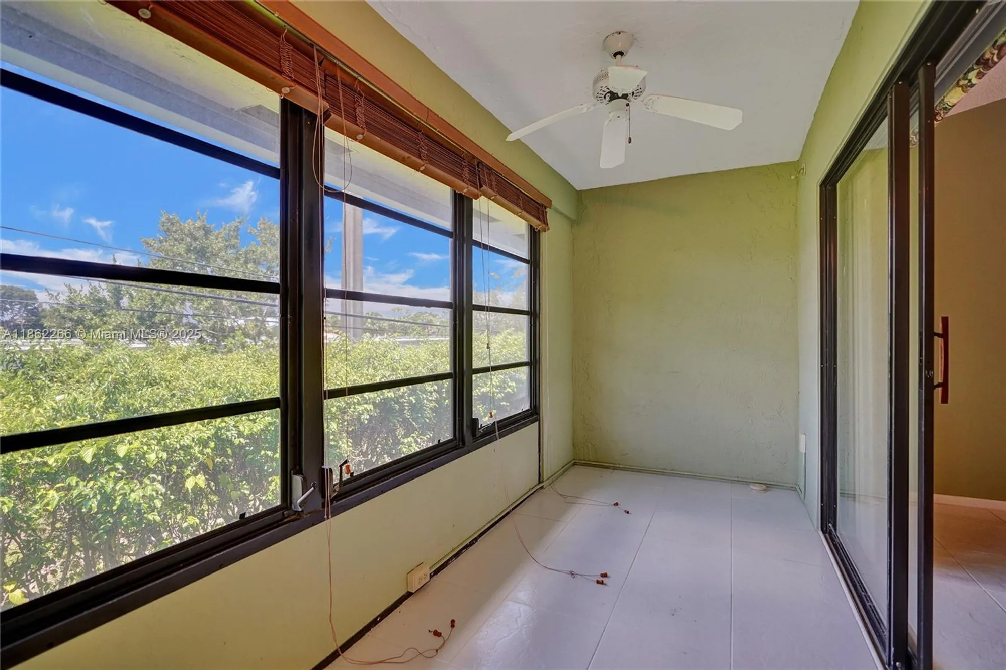 Property Slideshow image 35 of 49 | 15011 ashland cir 27, Delray Beach, FL, 33484
