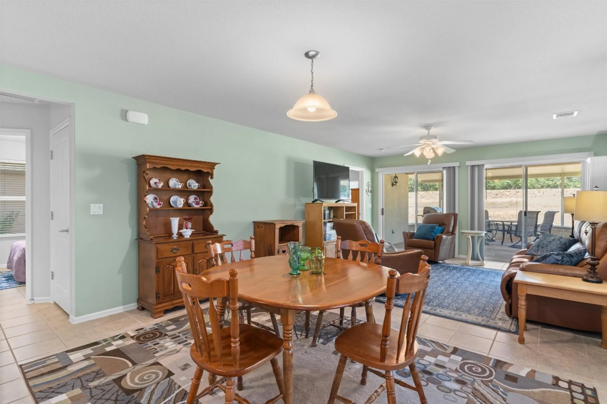 Property Slideshow image 10 of 30 | 533 salt creek ln, Georgetown, TX, 78633