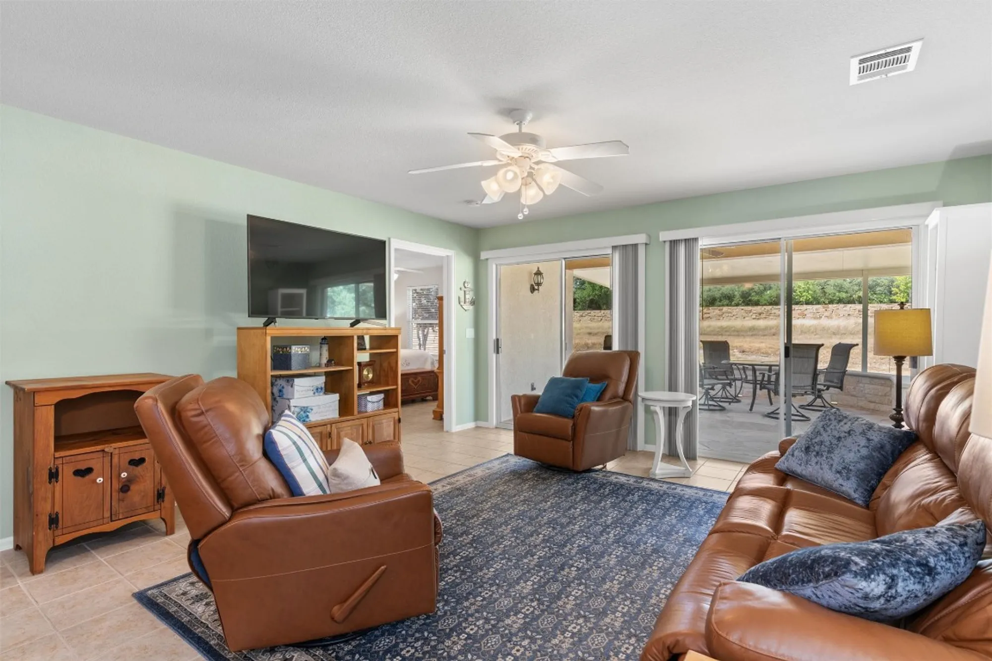 Property Slideshow image 12 of 30 | 533 salt creek ln, Georgetown, TX, 78633