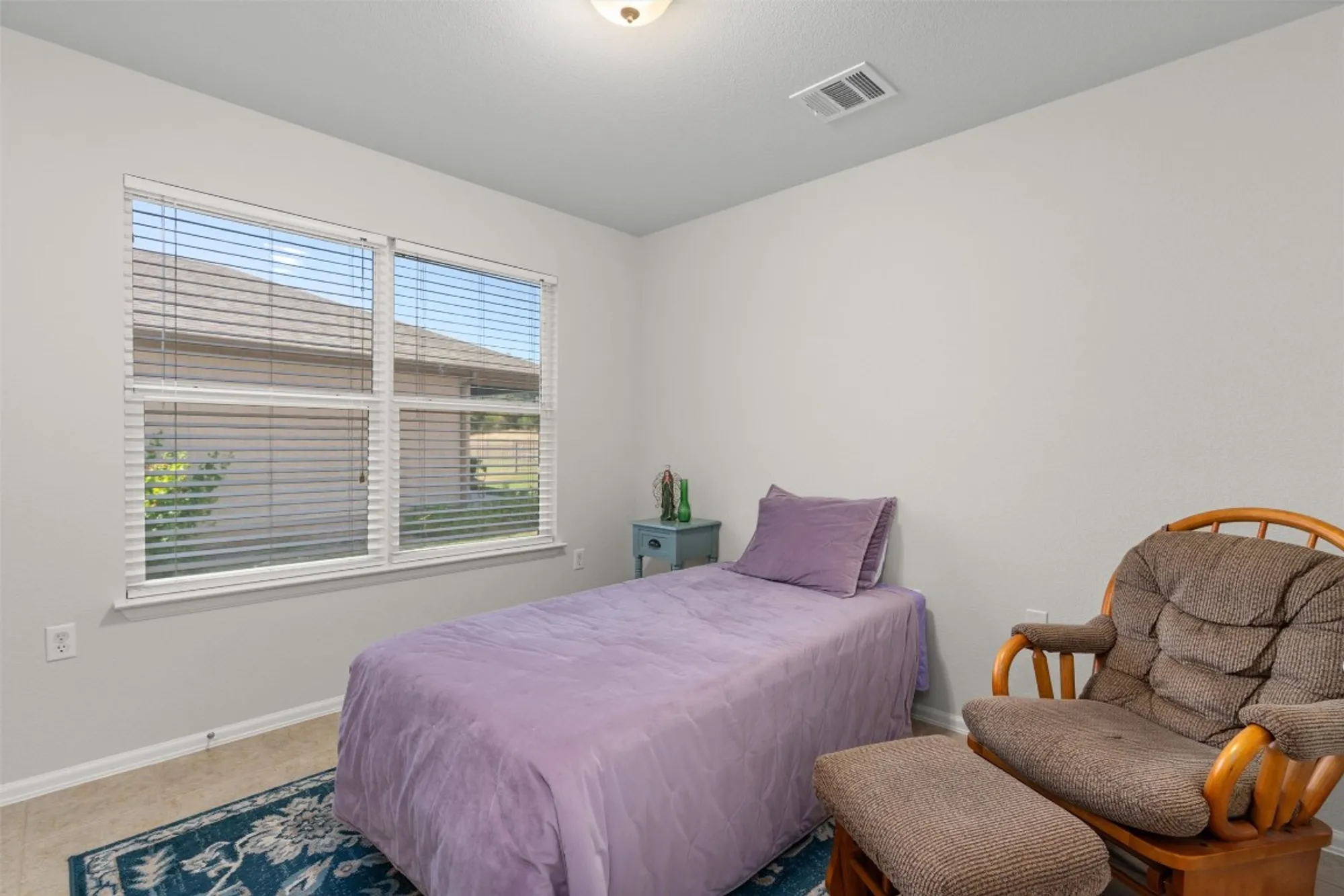 Property Slideshow image 20 of 30 | 533 salt creek ln, Georgetown, TX, 78633