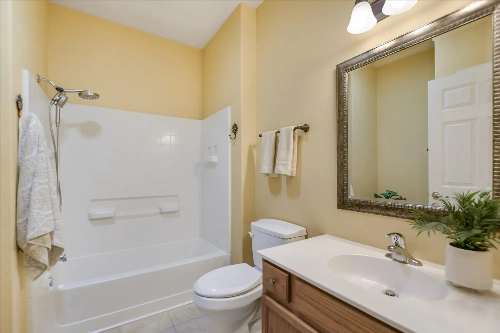 Property Slideshow image 18 of 21 | 308 summer rd, Georgetown, TX, 78633