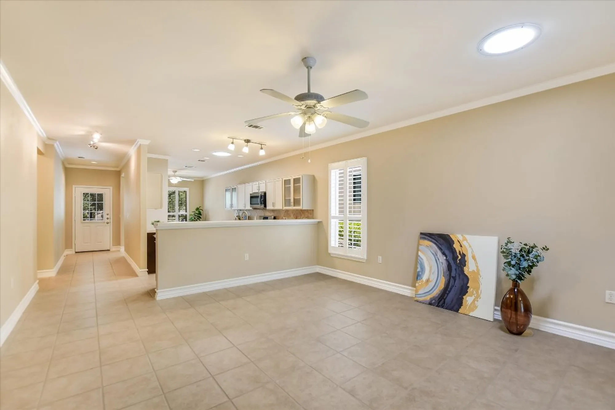 Property Slideshow image 10 of 21 | 308 summer rd, Georgetown, TX, 78633