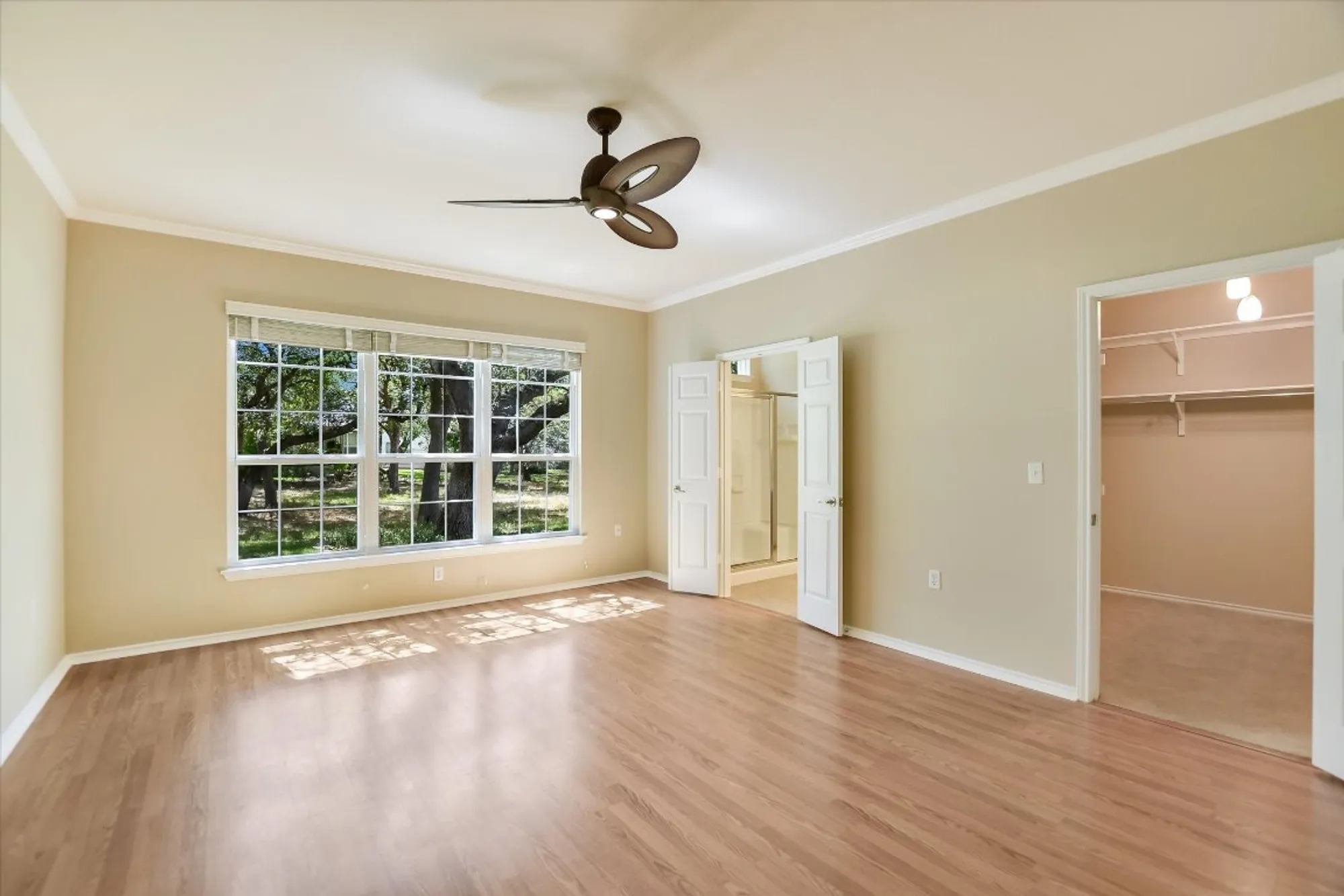 Property Slideshow image 13 of 21 | 308 summer rd, Georgetown, TX, 78633