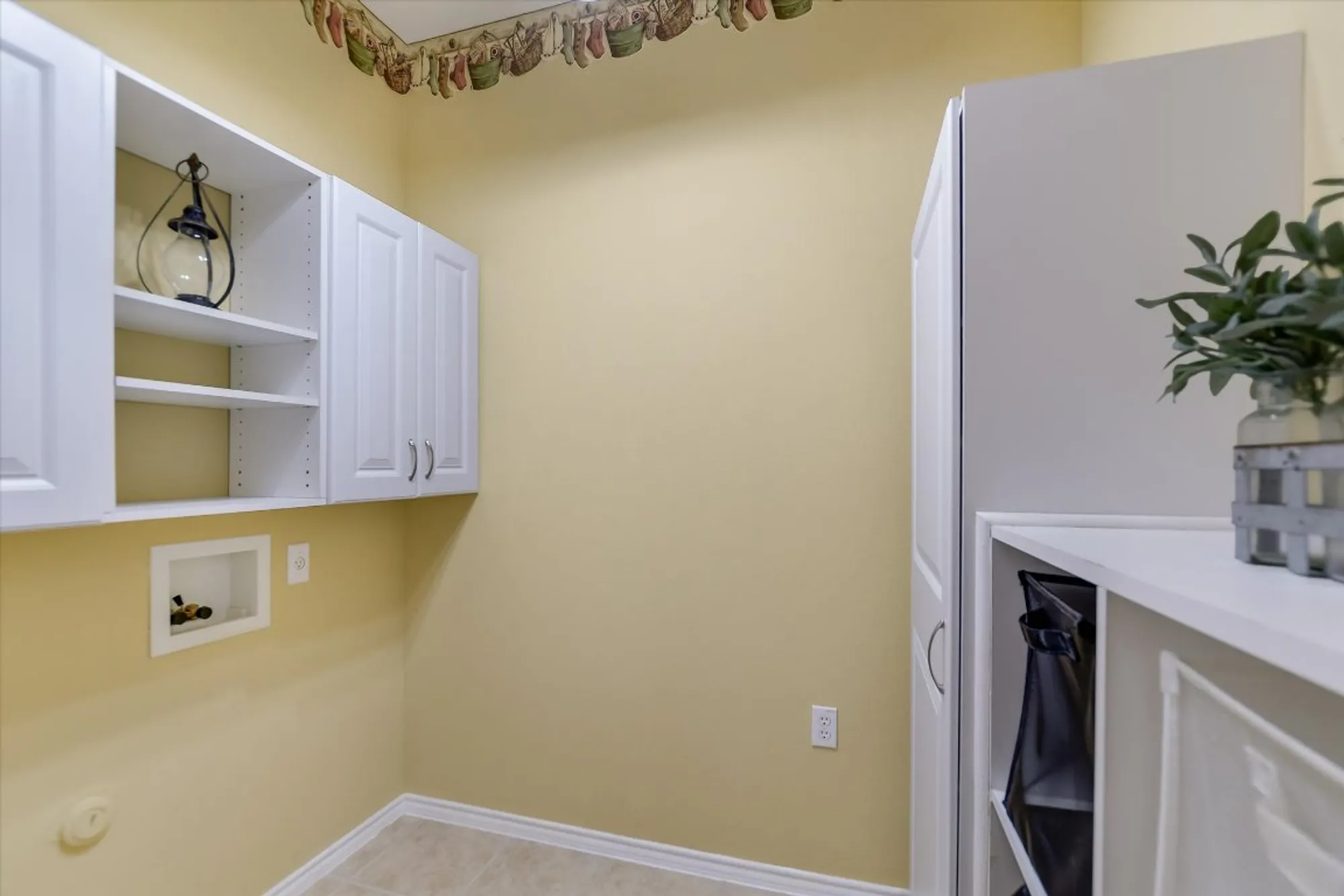 Property Slideshow image 8 of 21 | 308 summer rd, Georgetown, TX, 78633