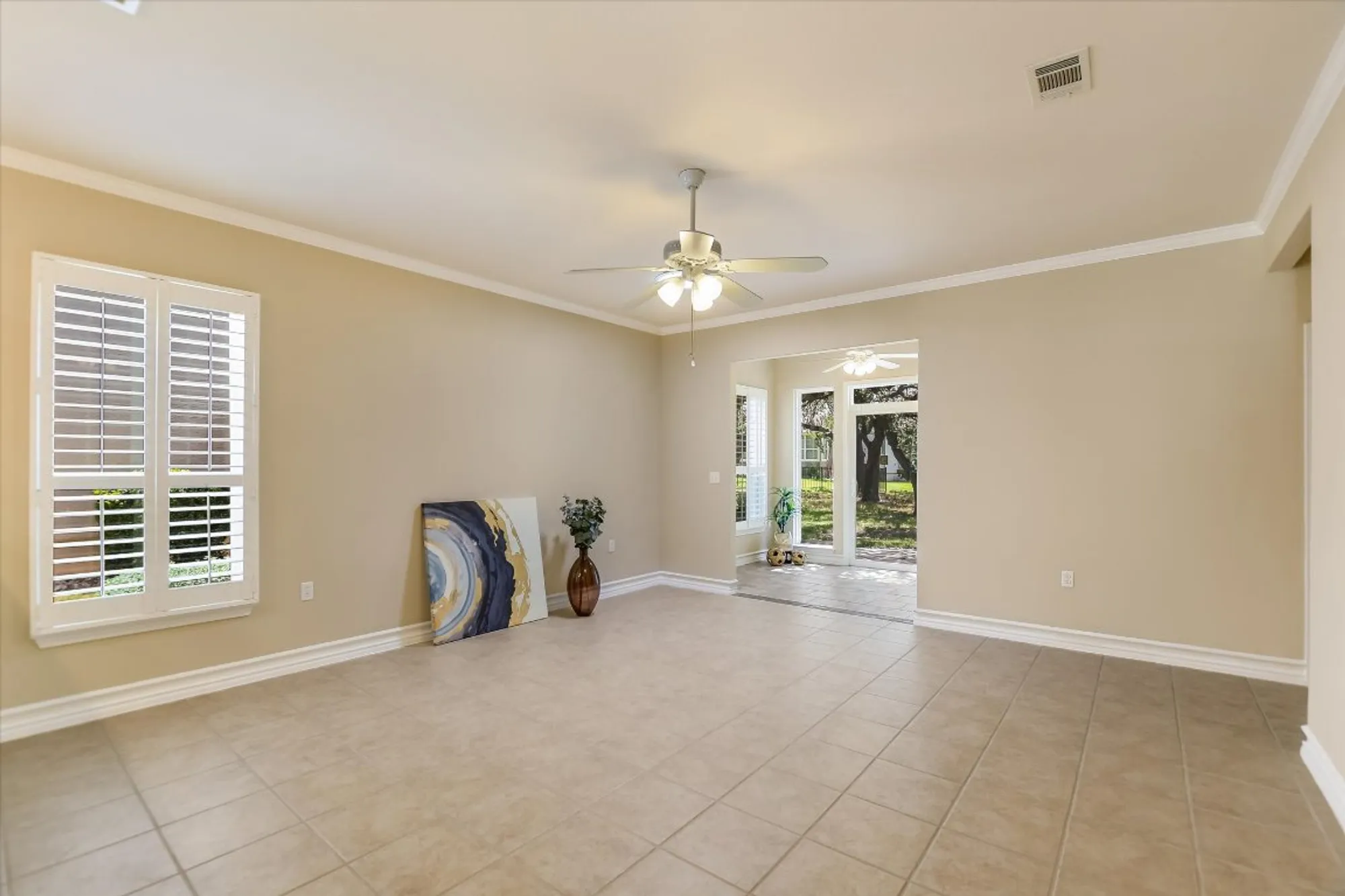 Property Slideshow image 9 of 21 | 308 summer rd, Georgetown, TX, 78633