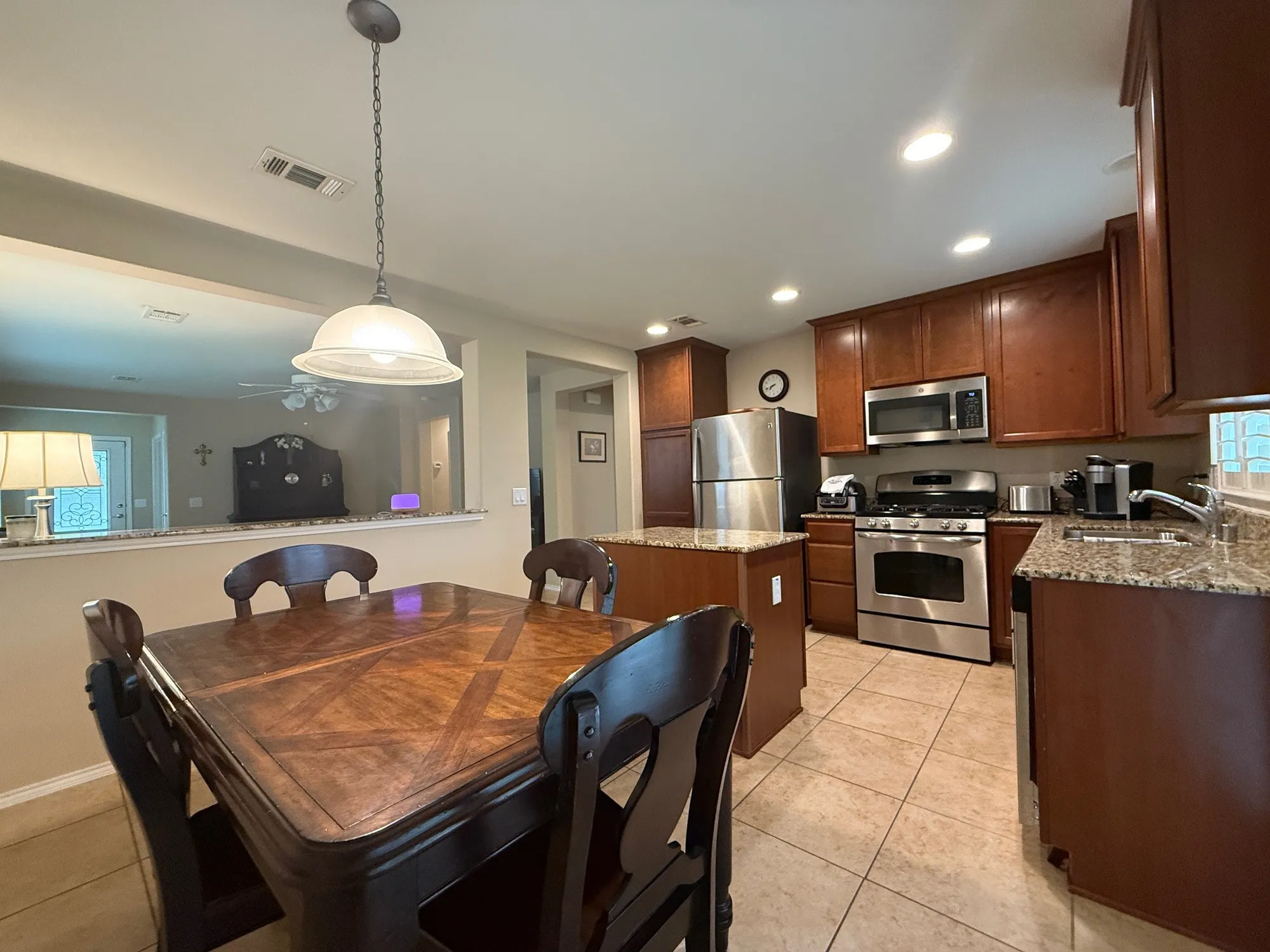 Property Slideshow image 7 of 18 | 7965 birmingham forest dr, Frisco, TX, 75036