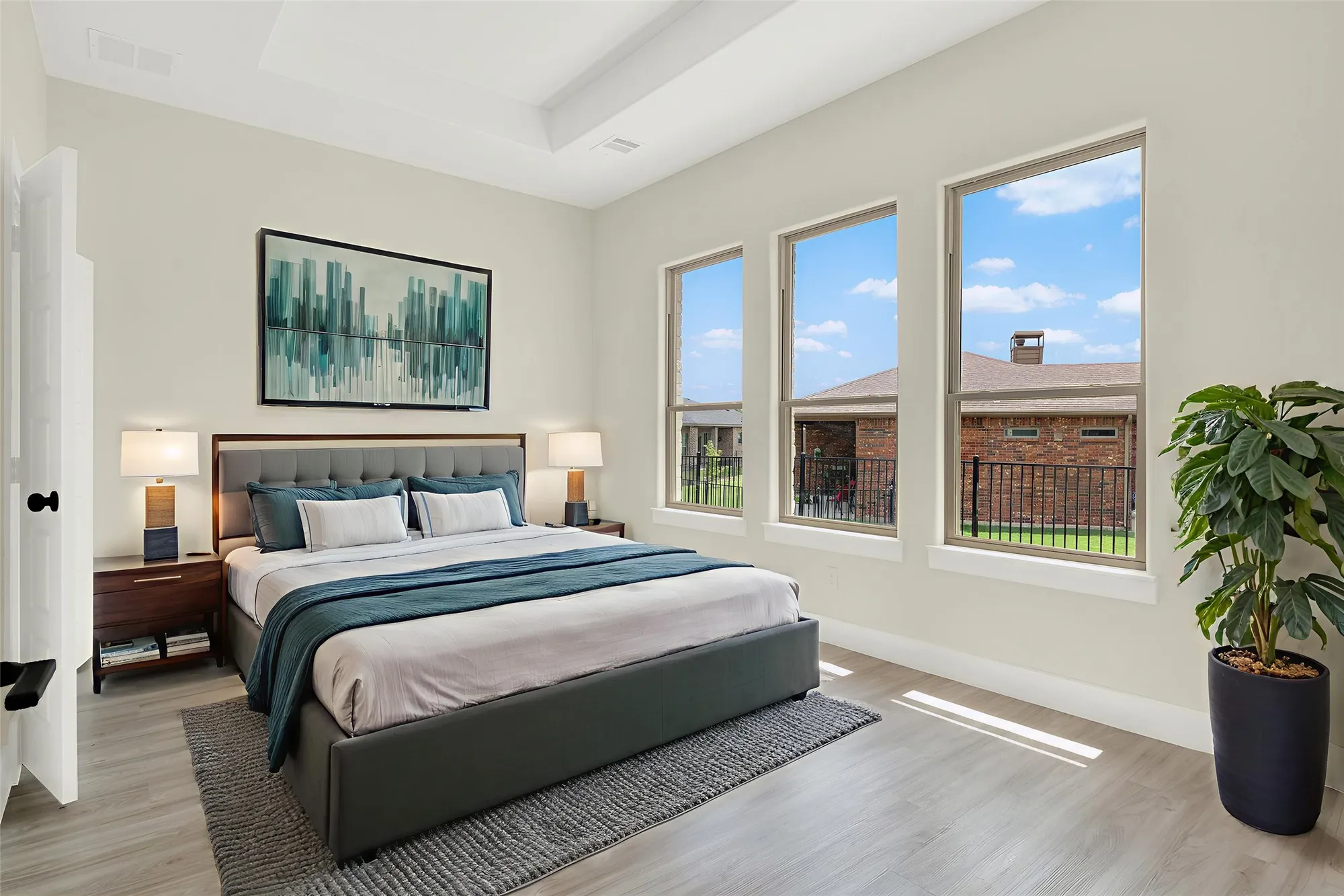 Property Slideshow image 10 of 19 | 3725 creek view dr, Mckinney, TX, 75071