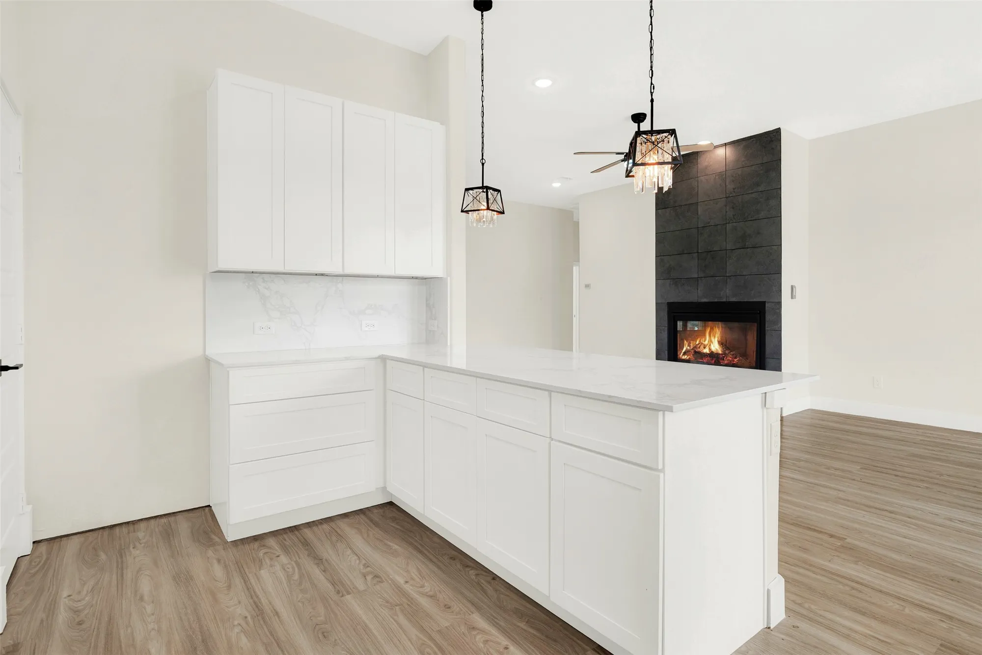 Property Slideshow image 7 of 19 | 3725 creek view dr, Mckinney, TX, 75071