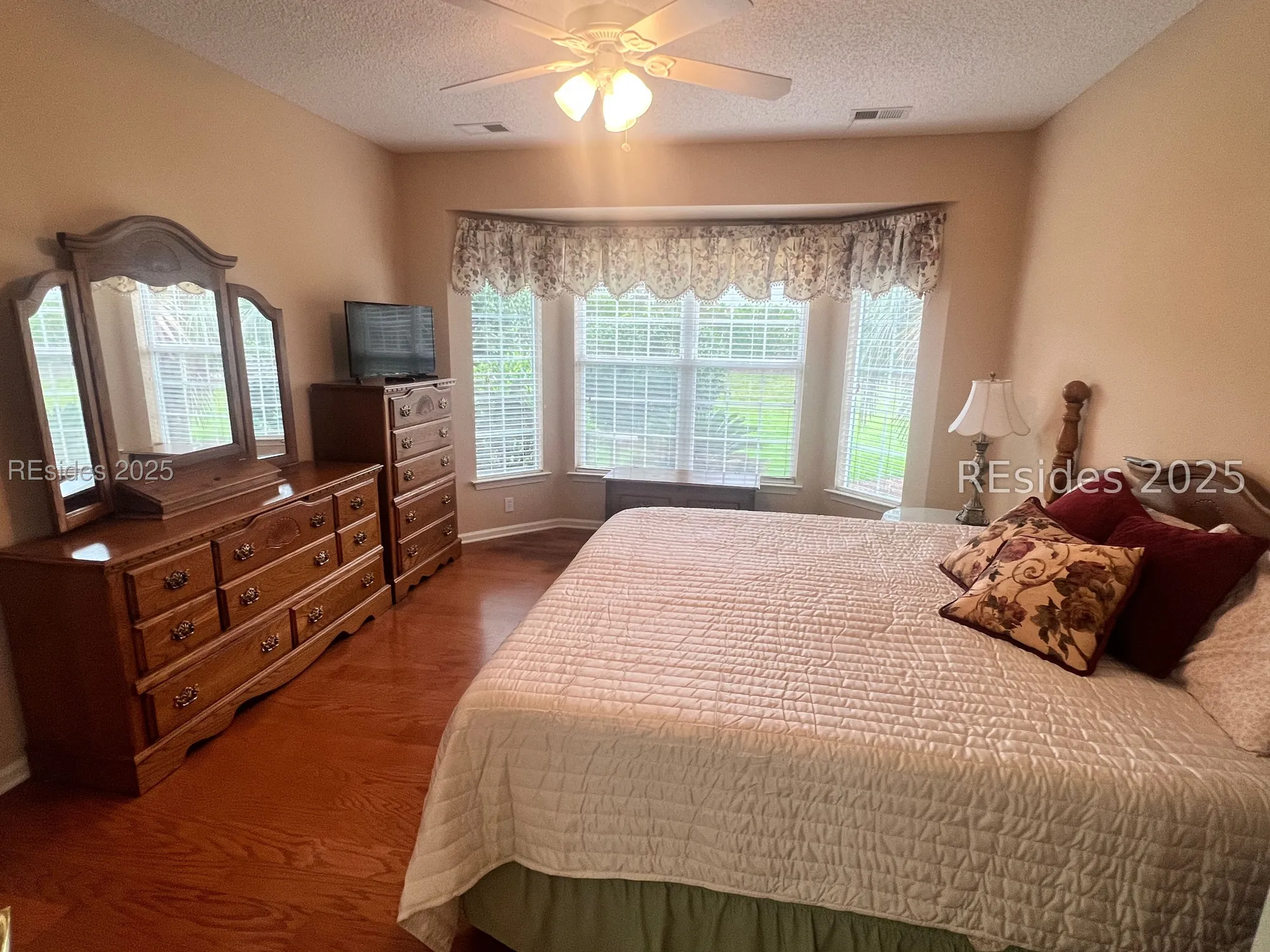 Property Slideshow image 15 of 31 | 70 holly ribbons cir, Bluffton, SC, 29909