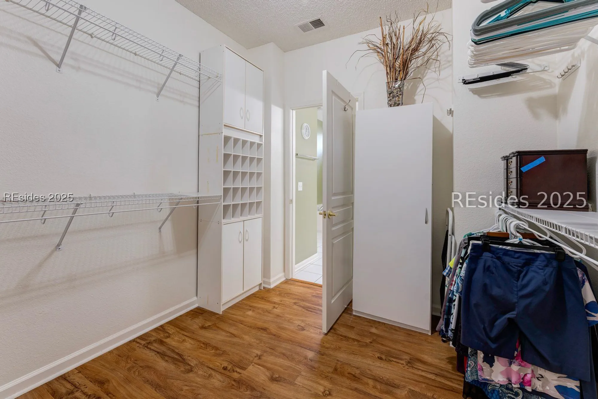 Property Slideshow image 21 of 31 | 70 holly ribbons cir, Bluffton, SC, 29909