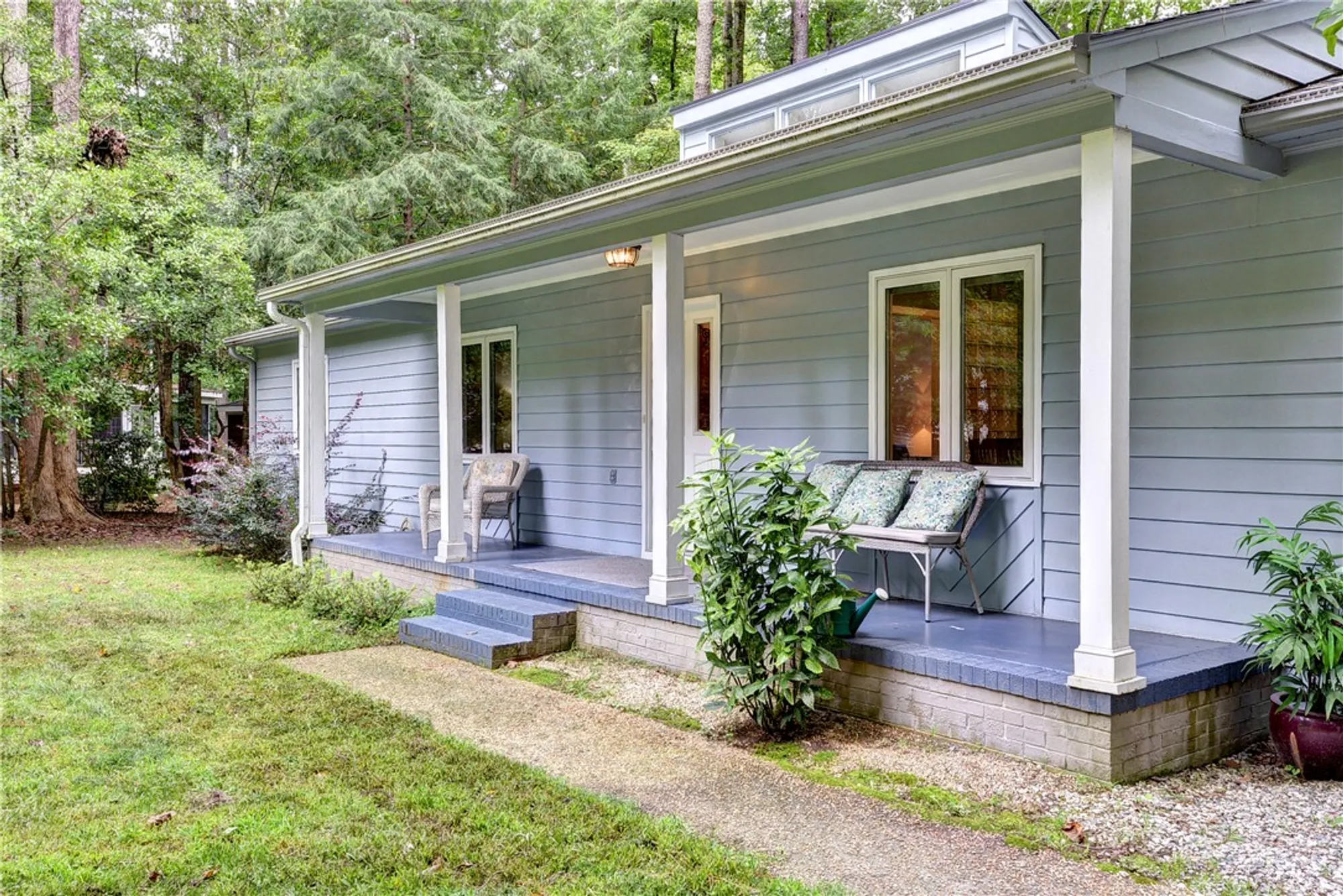 Property Slideshow image 22 of 28 | 105 daingerfield rd, Williamsburg, VA, 23185
