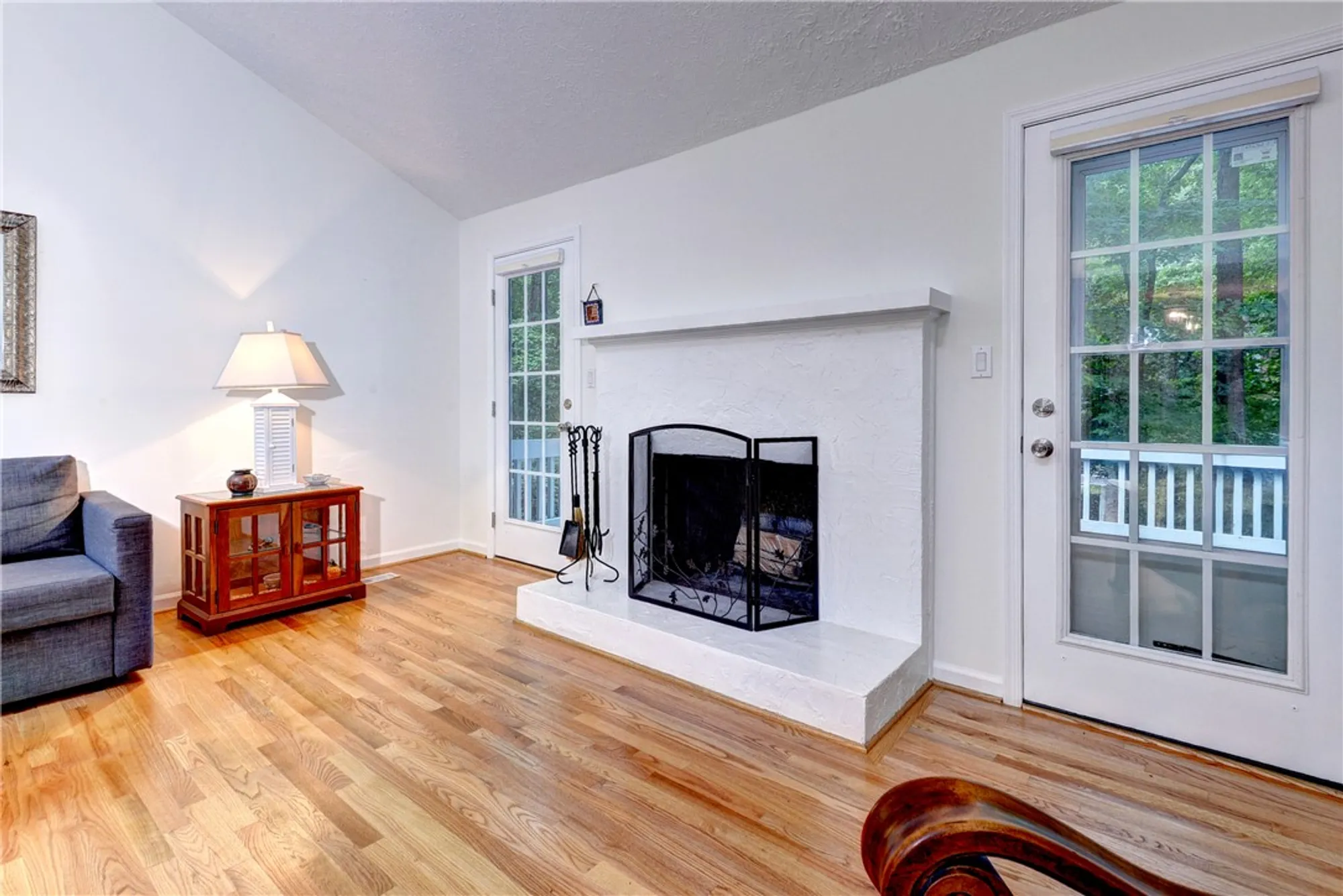 Property Slideshow image 8 of 28 | 105 daingerfield rd, Williamsburg, VA, 23185