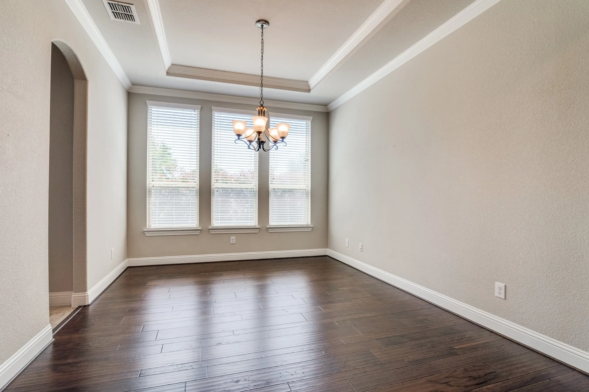 Property Slideshow image 15 of 38 | 6000 kenyon ct, Flower Mound, TX, 75028