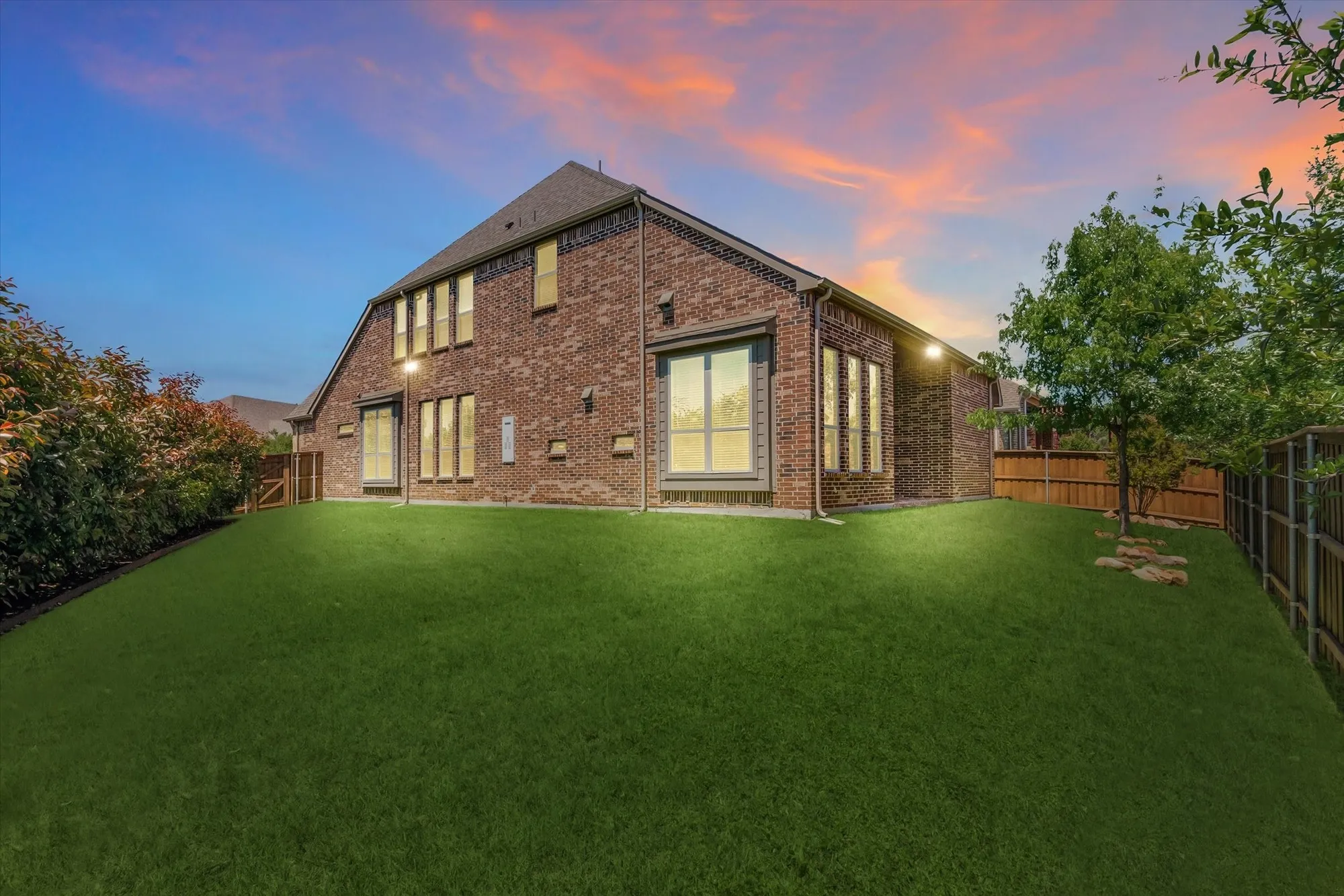 Property Slideshow image 3 of 38 | 6000 kenyon ct, Flower Mound, TX, 75028