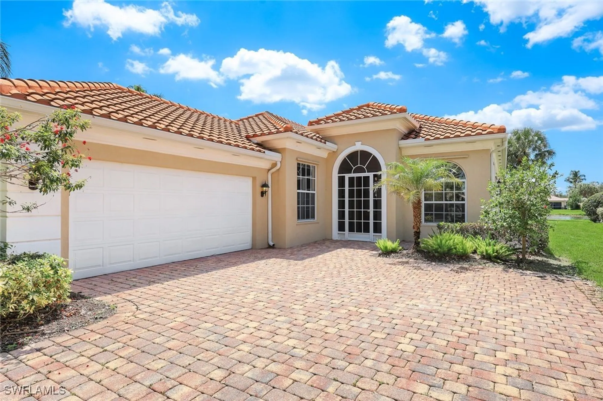 Property Slideshow image 3 of 23 | 3730 whidbey way, Naples, FL, 34119