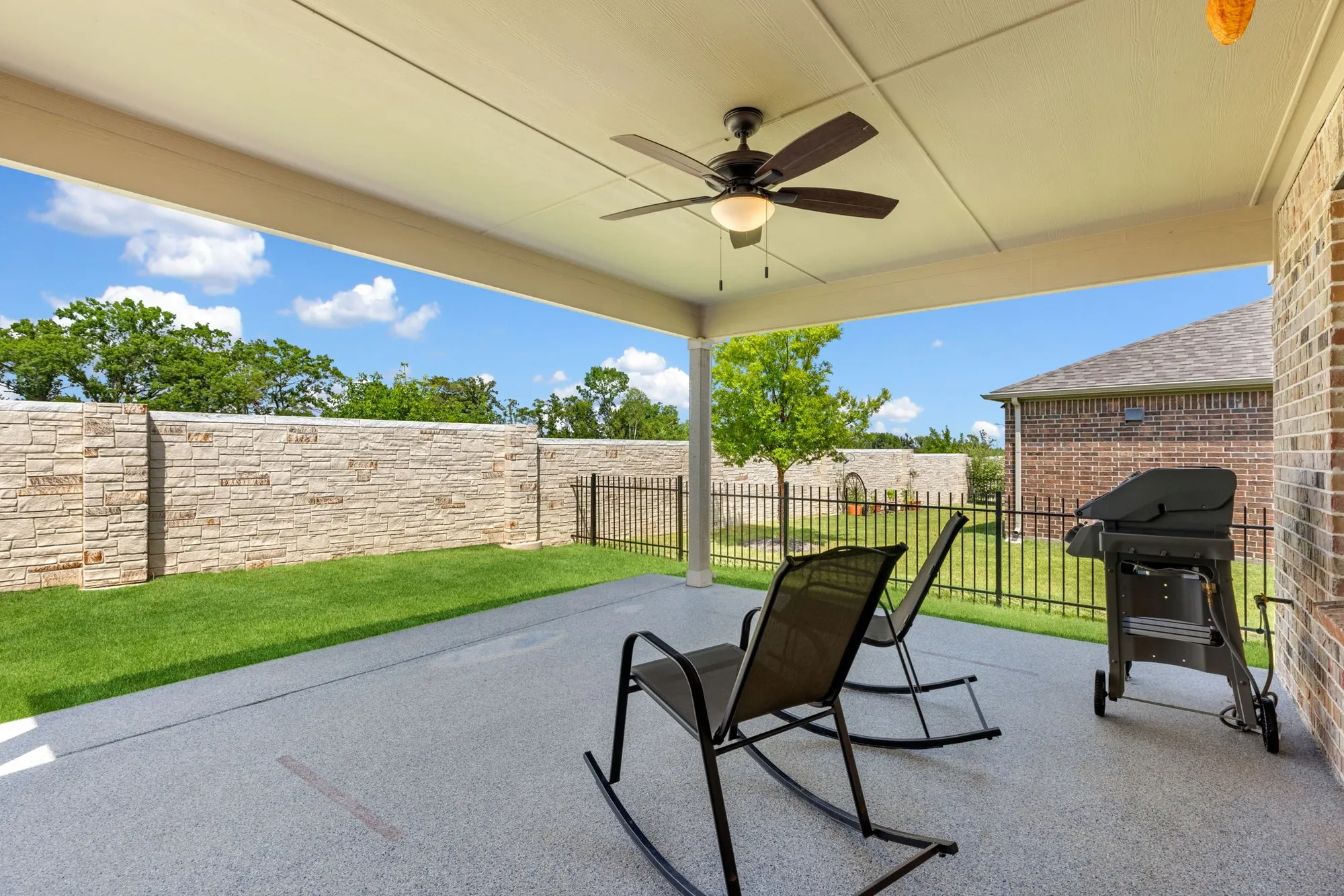 Property Slideshow image 31 of 37 | 101 long pines dr, Mckinney, TX, 75071