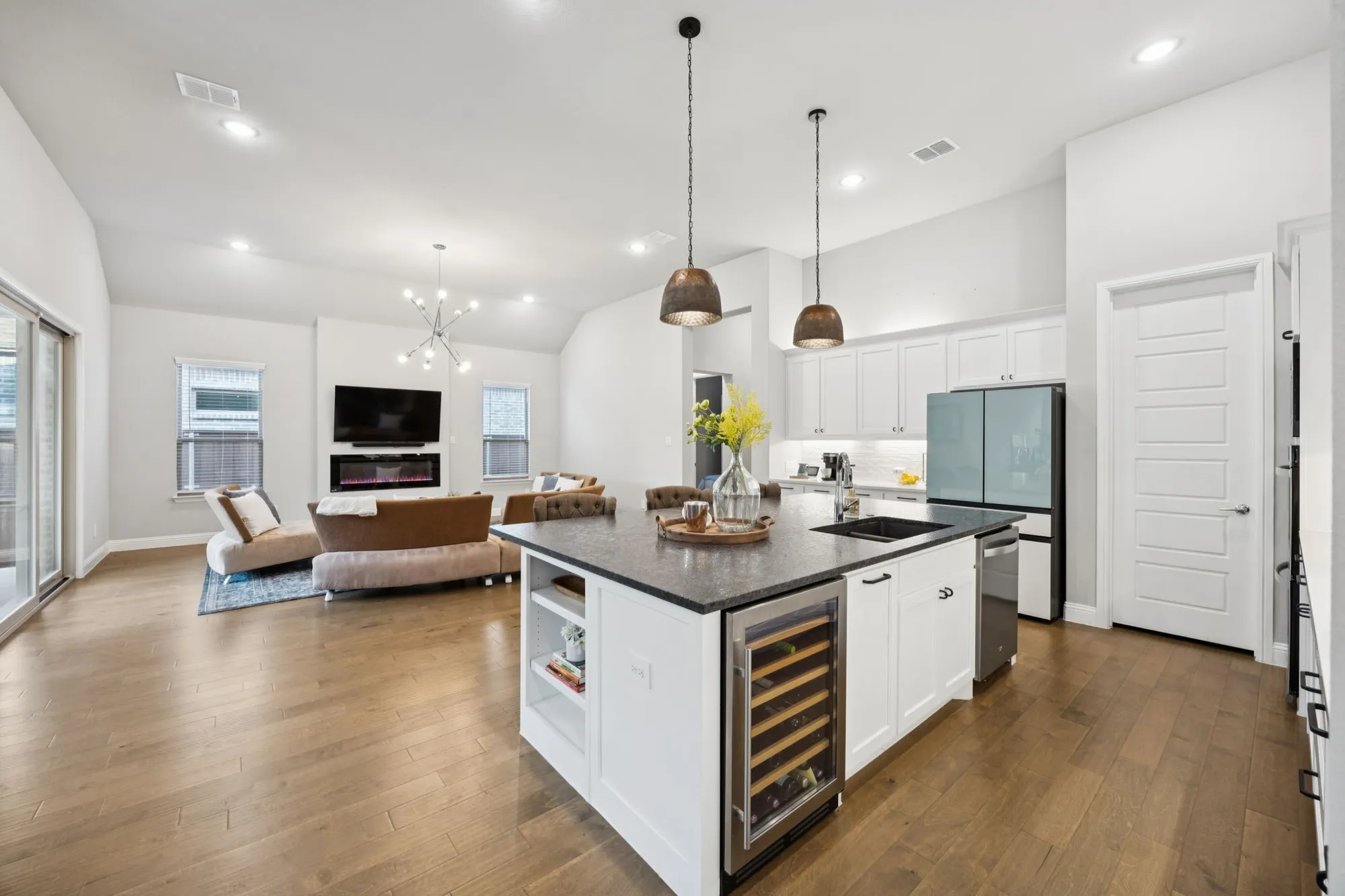 Property Slideshow image 9 of 31 | 1012 marina ave, Allen, TX, 75013