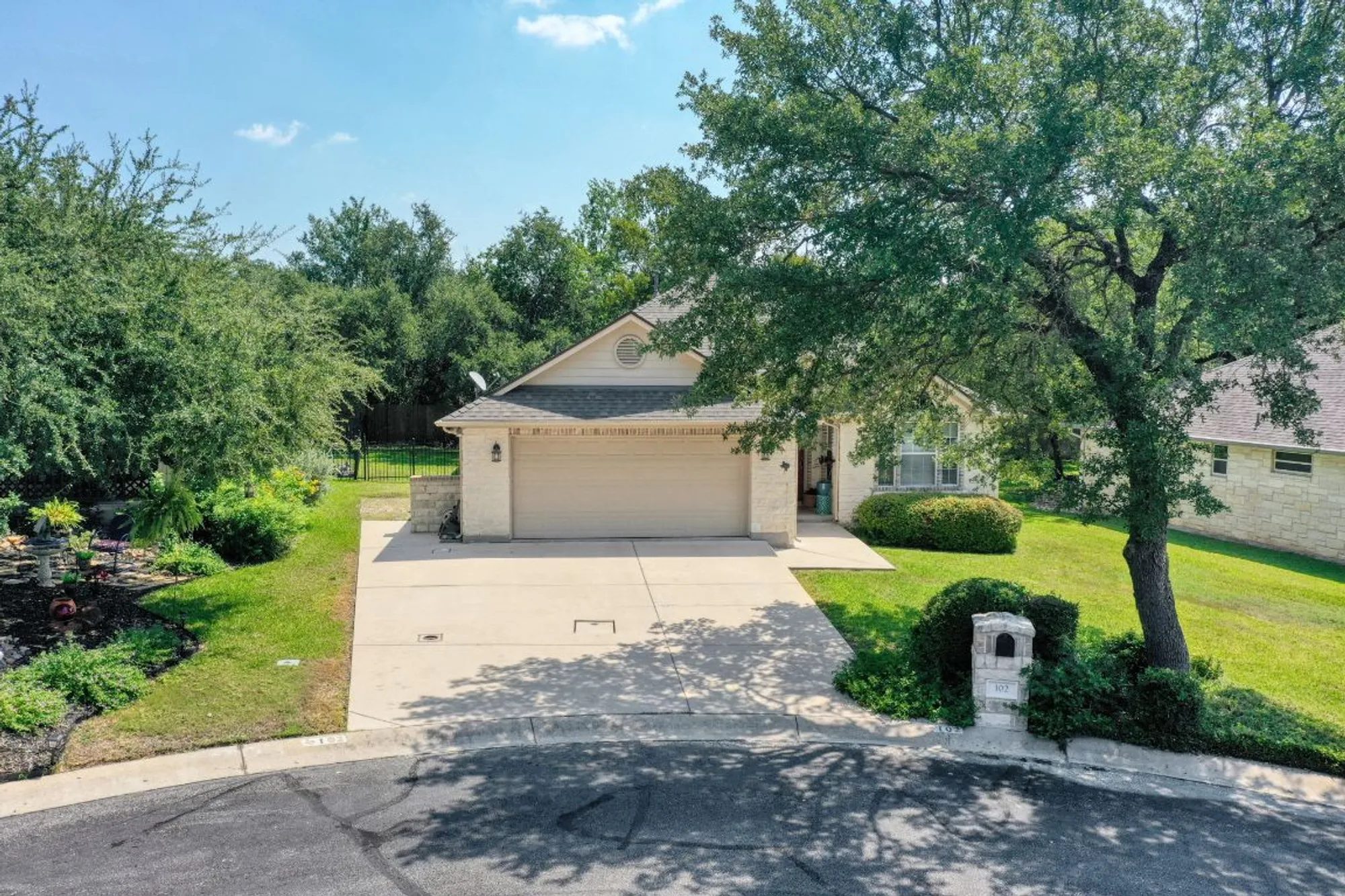 Property Slideshow image 28 of 32 | 102 texas traditions, Georgetown, TX, 78628