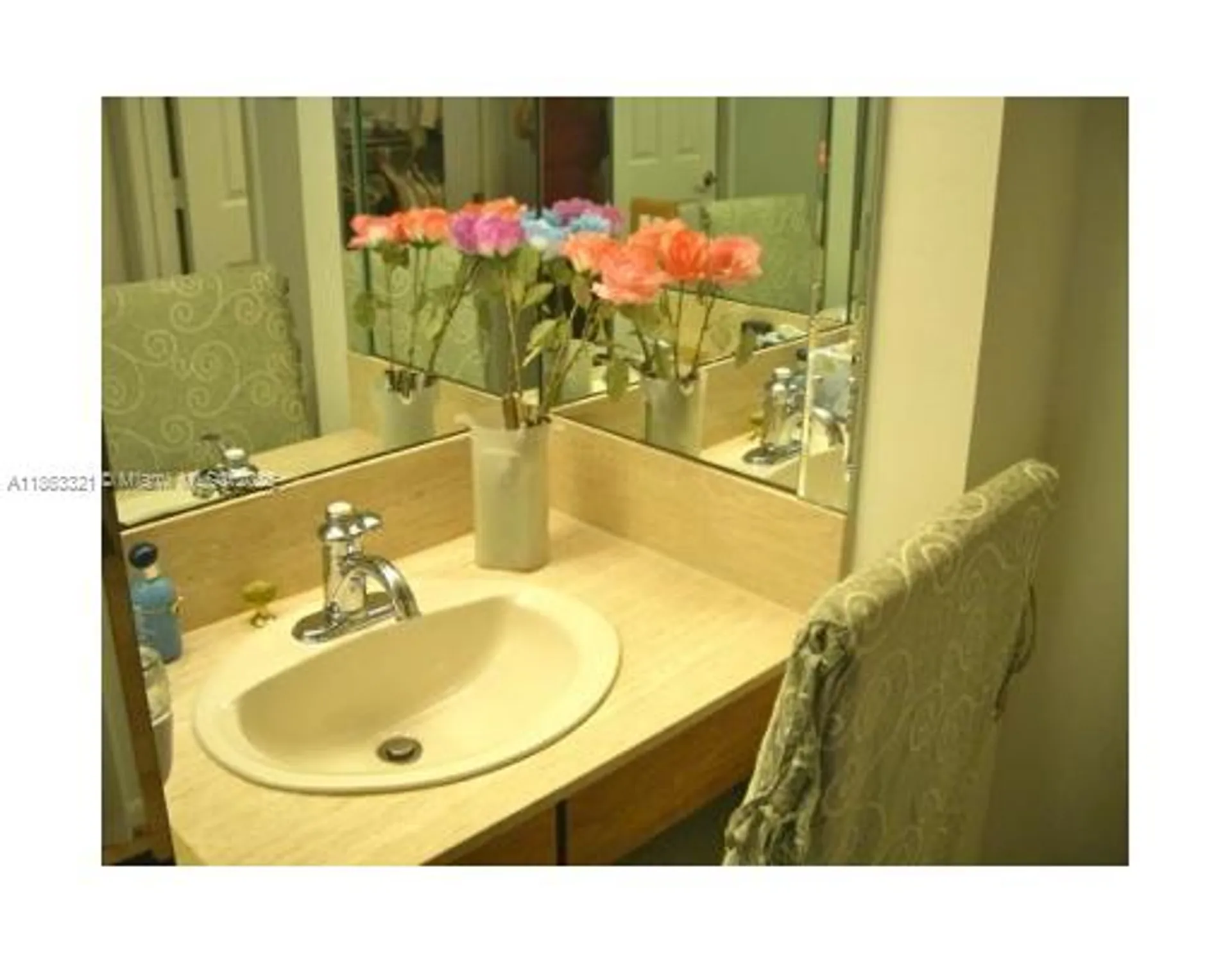 Property Slideshow image 16 of 20 | 1201 s ocean dr 2404s, Hollywood, FL, 33019