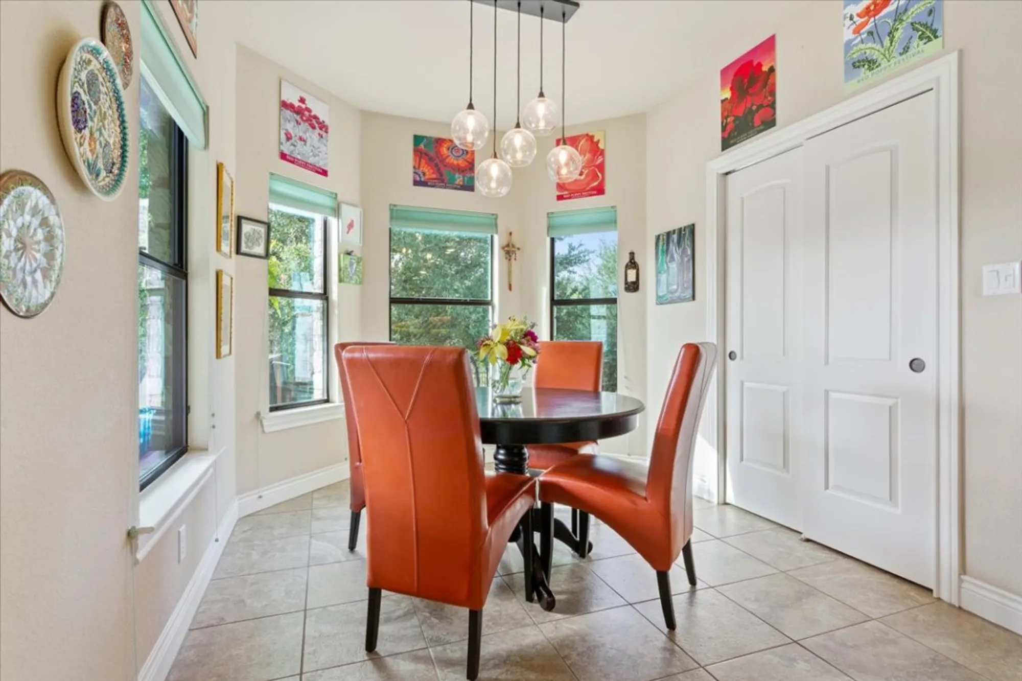 Property Slideshow image 20 of 38 | 824 sierra blanco loop, Georgetown, TX, 78633