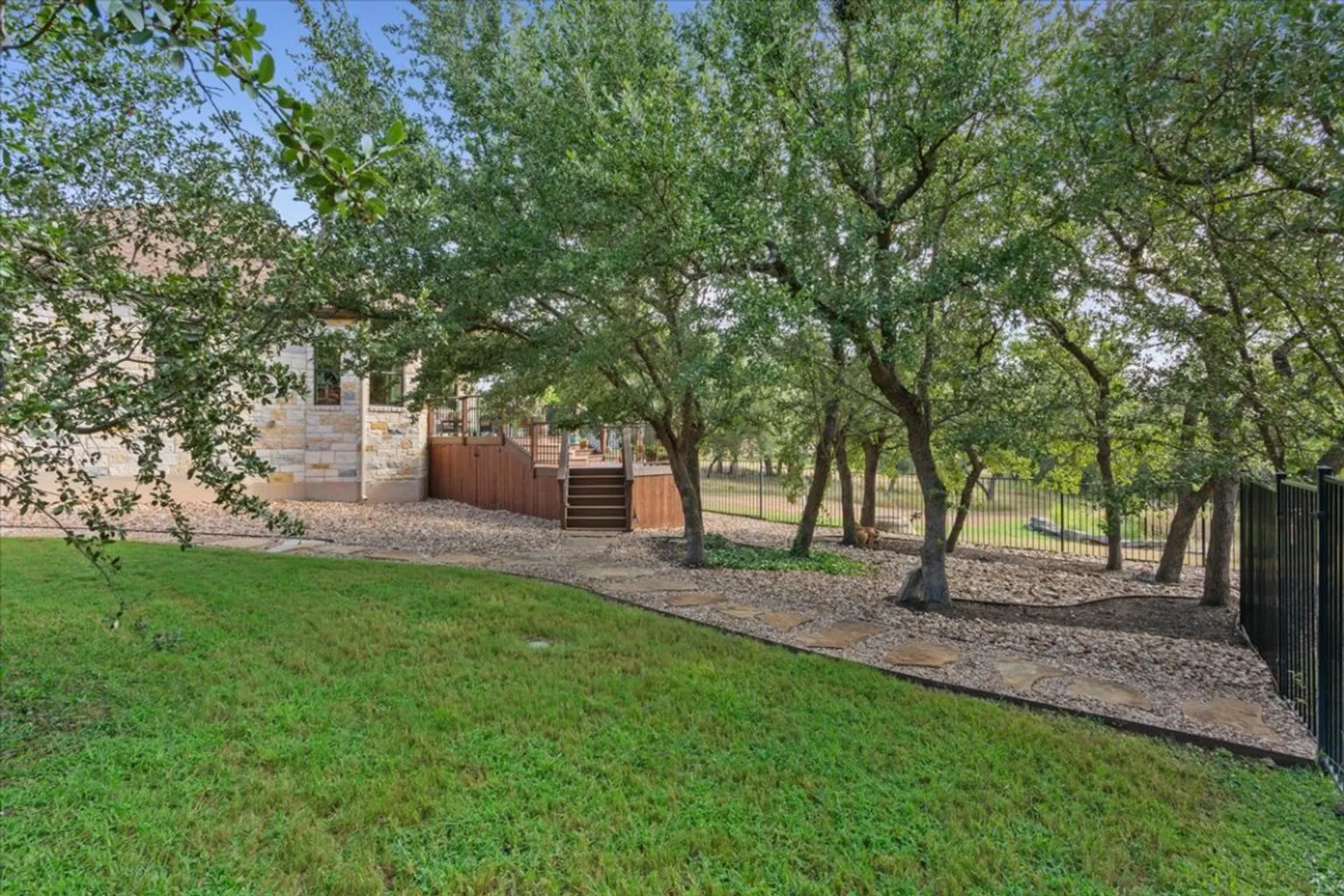 Property Slideshow image 34 of 38 | 824 sierra blanco loop, Georgetown, TX, 78633