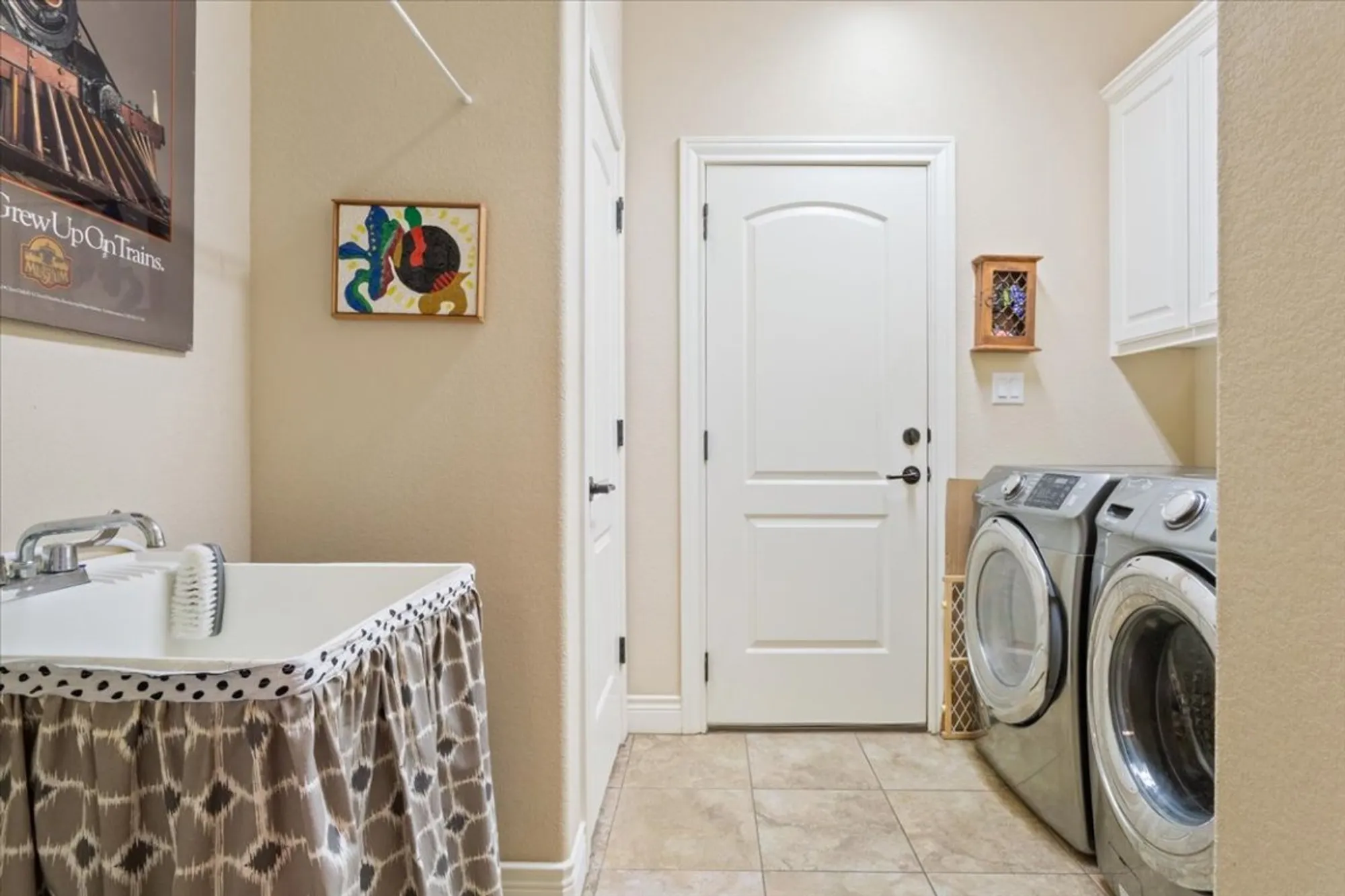 Property Slideshow image 30 of 38 | 824 sierra blanco loop, Georgetown, TX, 78633