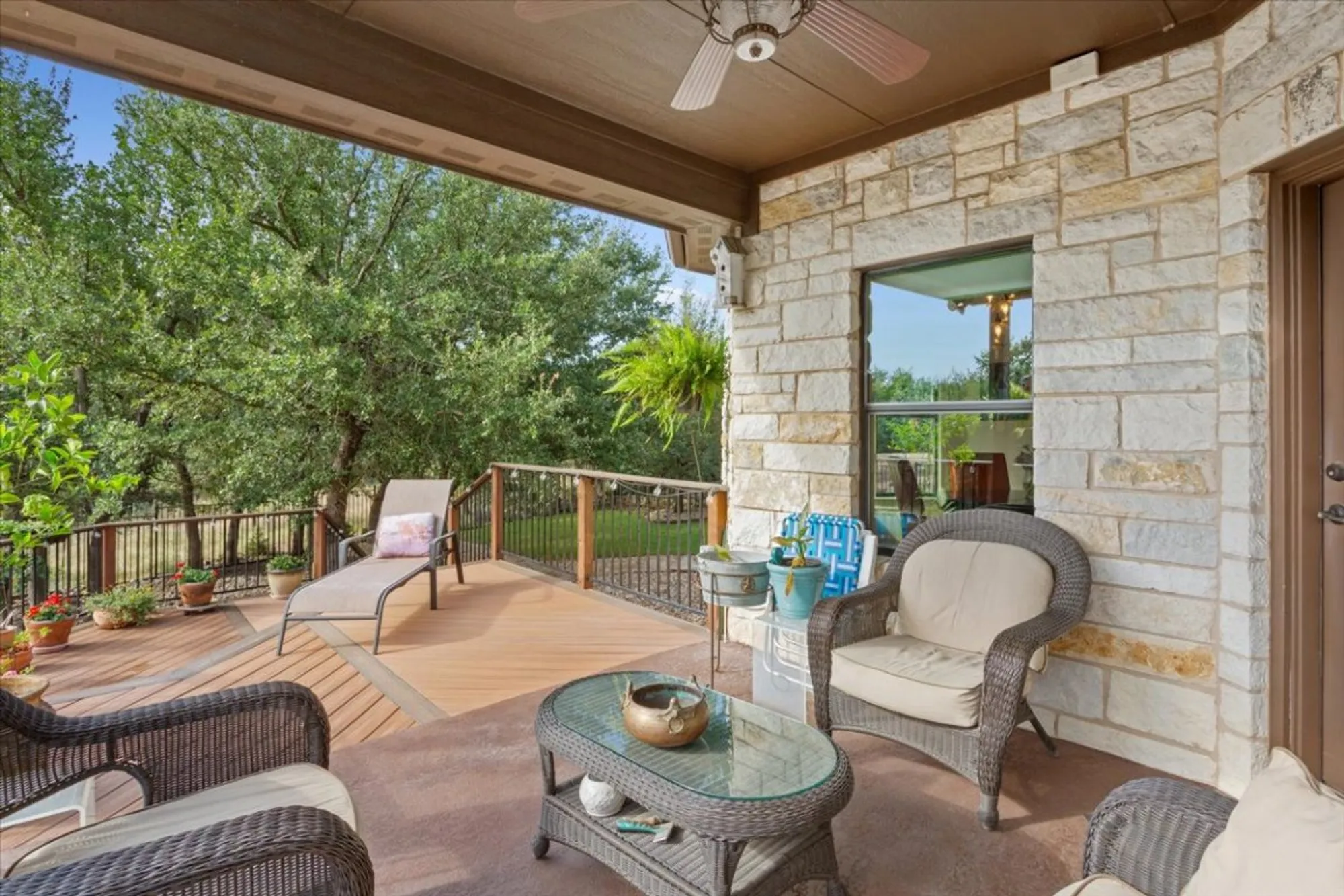 Property Slideshow image 31 of 38 | 824 sierra blanco loop, Georgetown, TX, 78633